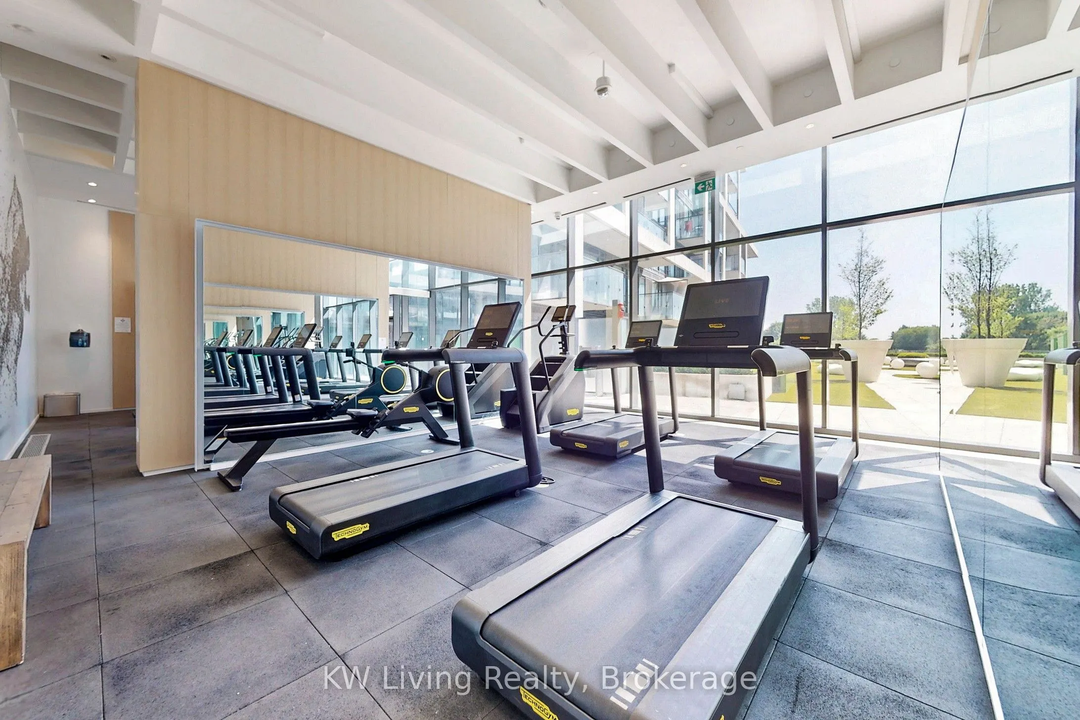 5 Soudan Avenue, #917