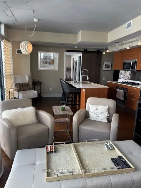 375 King Street W
