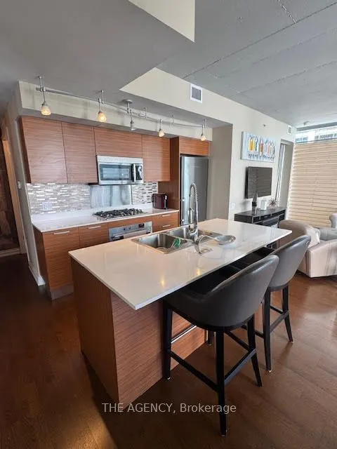 375 King Street W