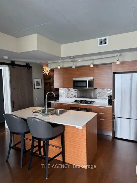 375 King Street W