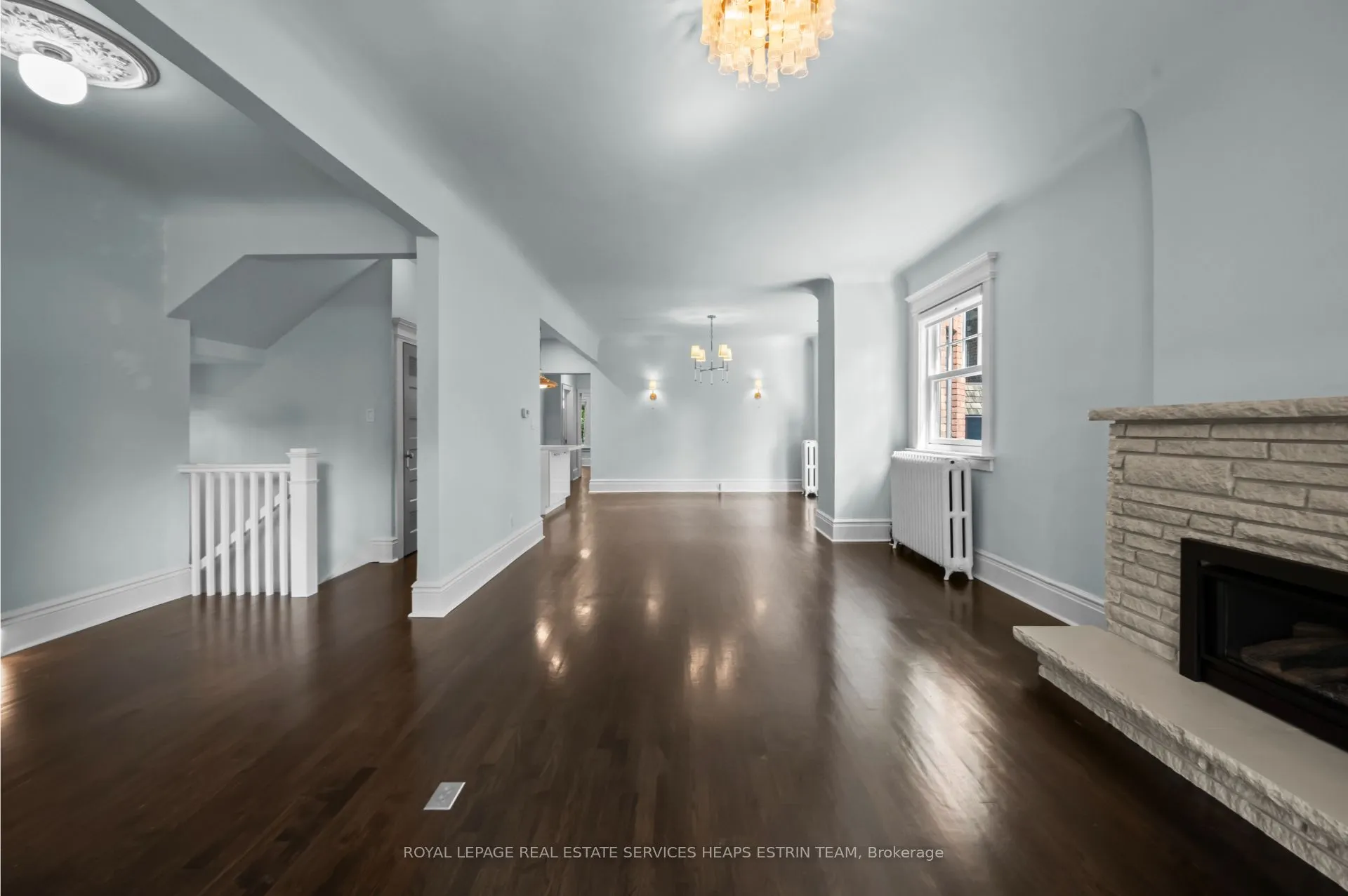 18 Castle Frank Crescent, #Main
