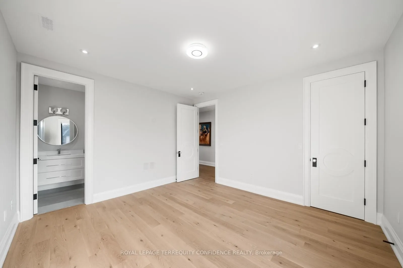 422 Hounslow Avenue