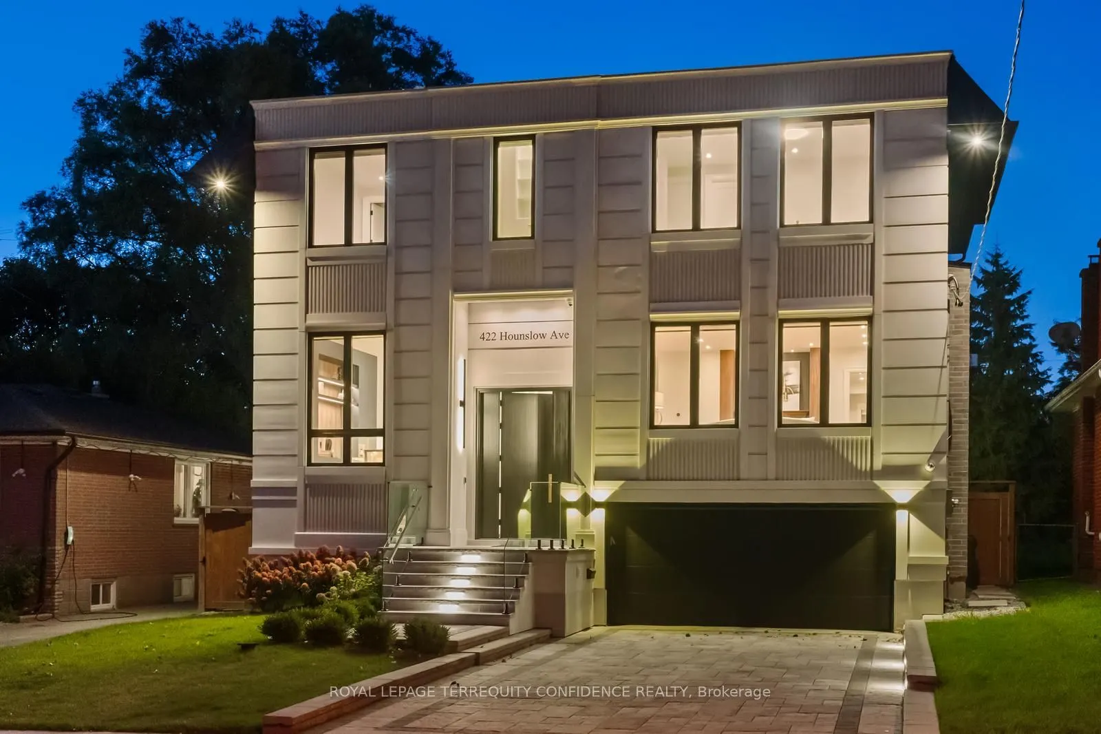 422 Hounslow Avenue