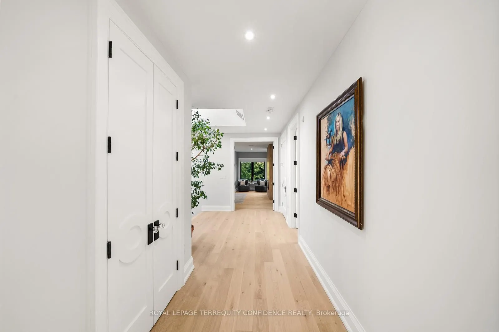 422 Hounslow Avenue