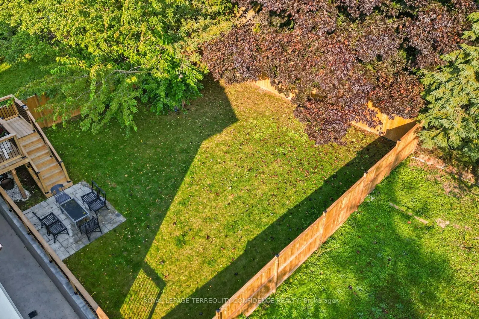 422 Hounslow Avenue
