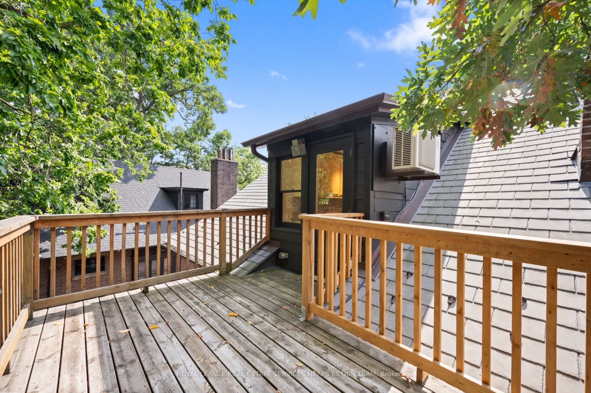 18 Castle Frank Crescent, #Third