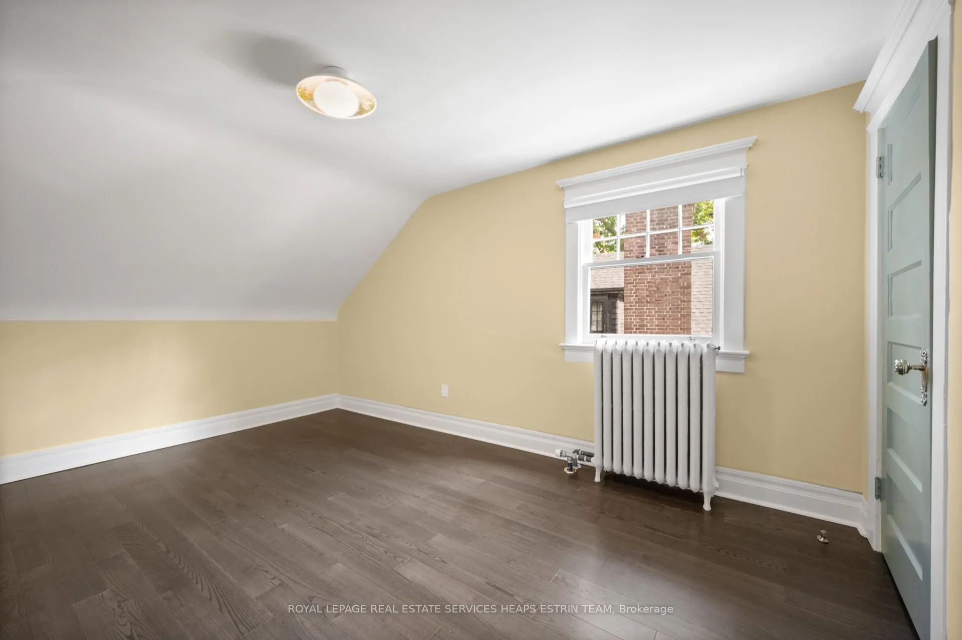 18 Castle Frank Crescent, #Third