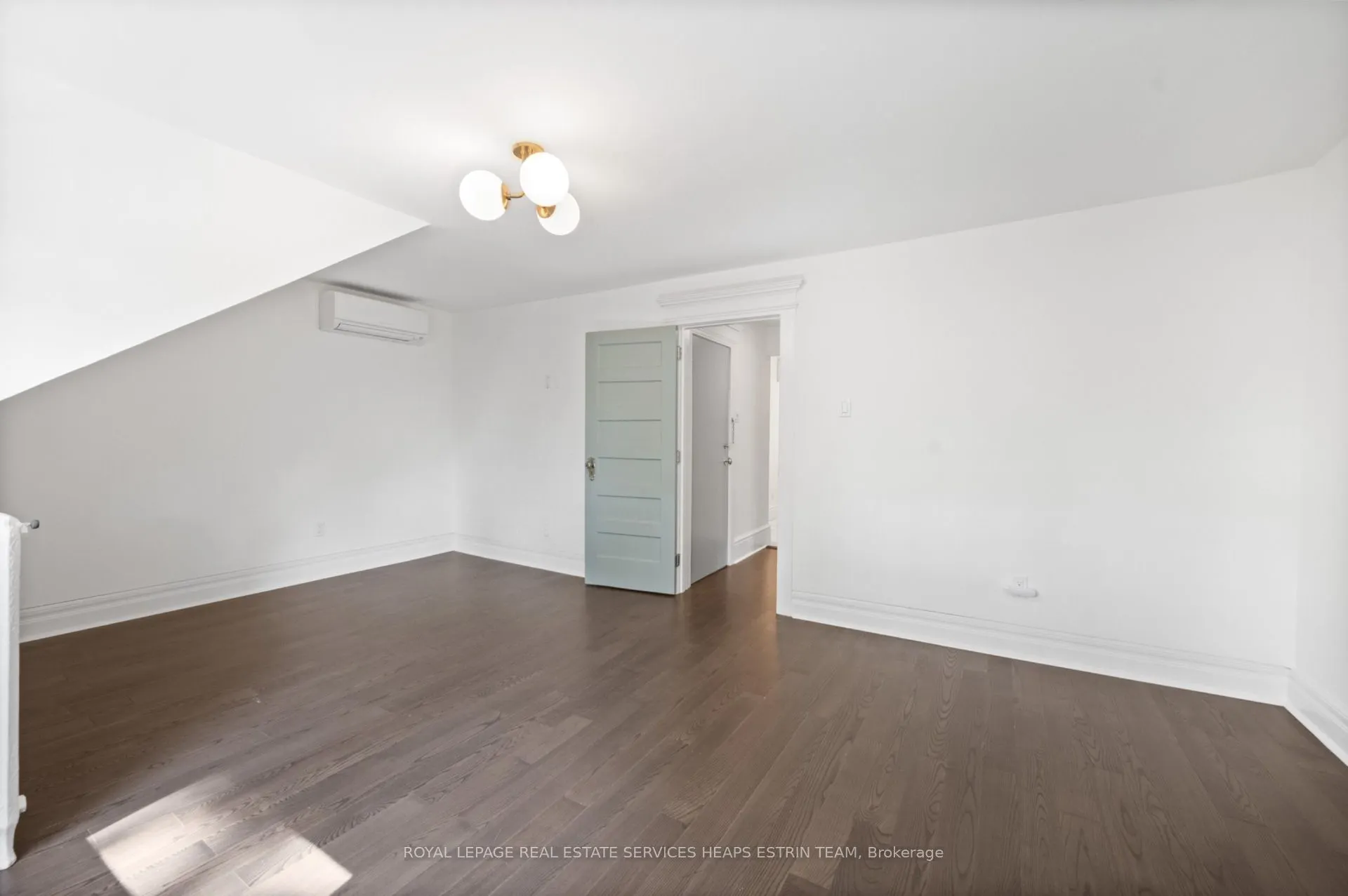 18 Castle Frank Crescent, #Third