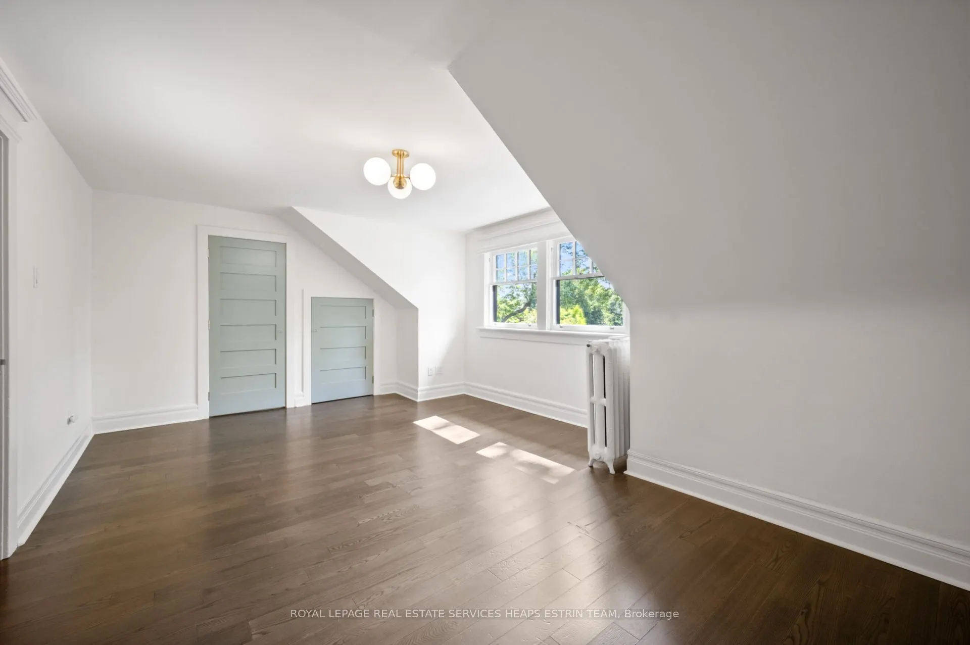 18 Castle Frank Crescent, #Third