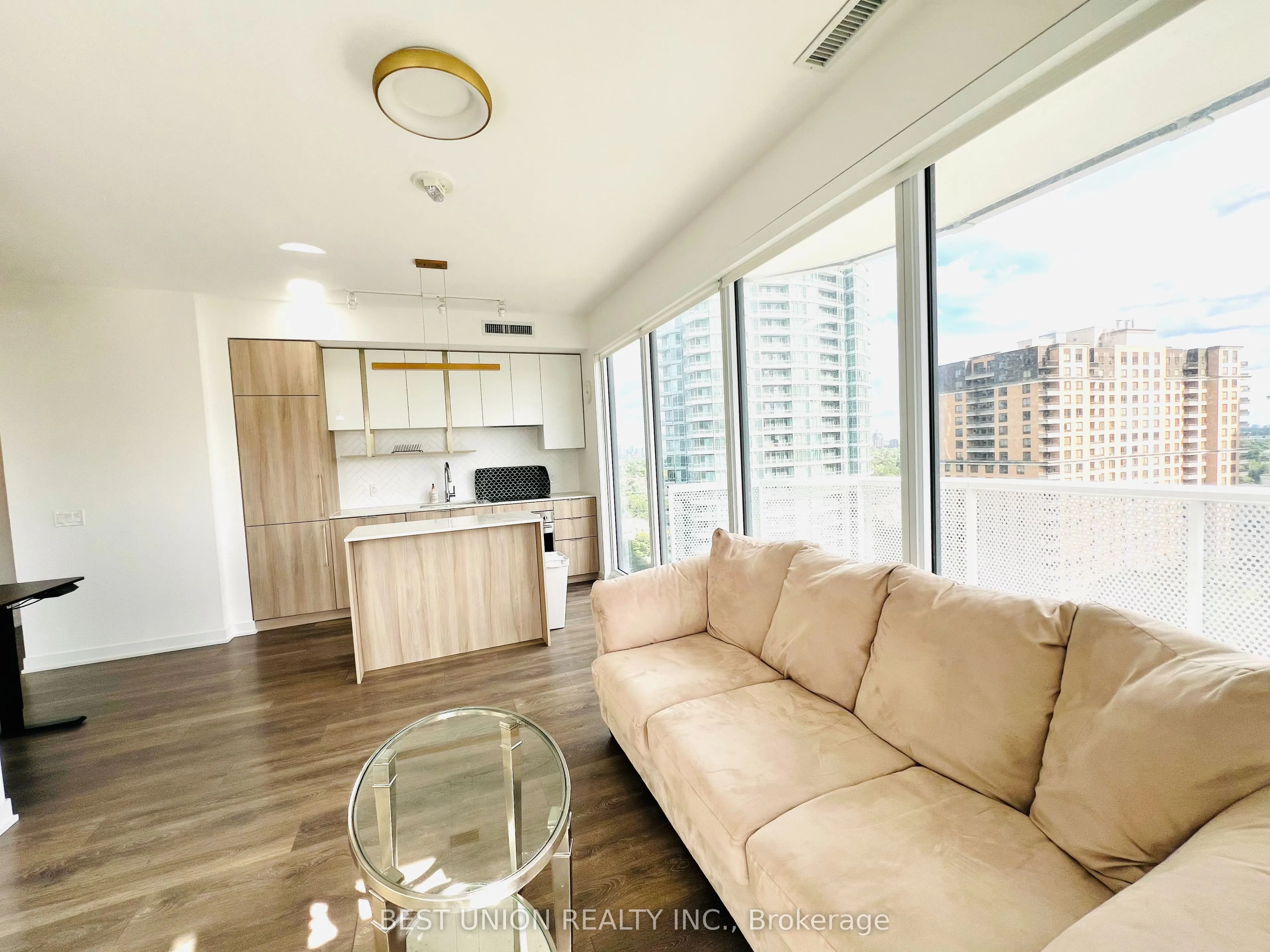 15 Holmes Avenue, #1302
