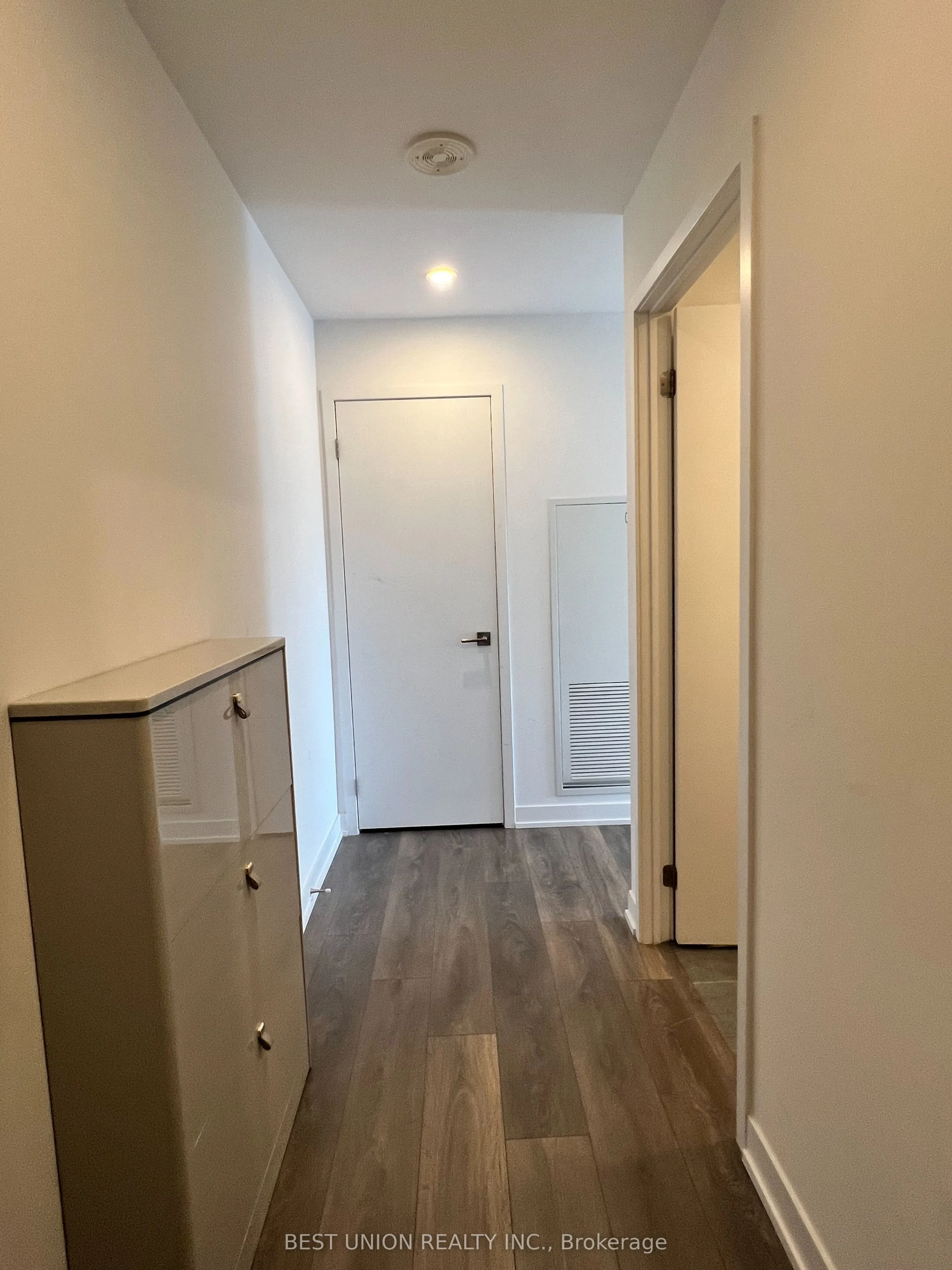 15 Holmes Avenue, #1302