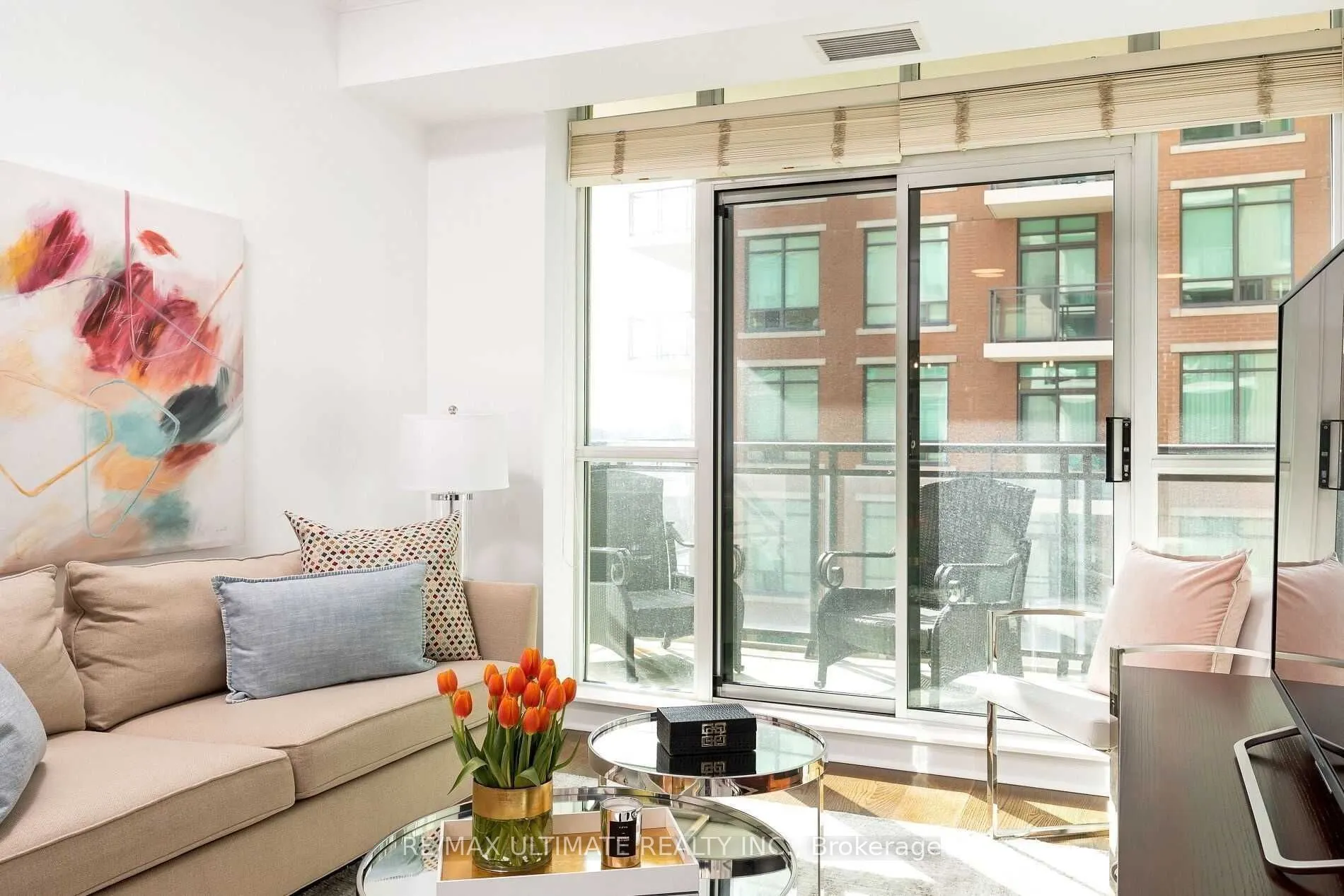 319 Merton Street, #1009