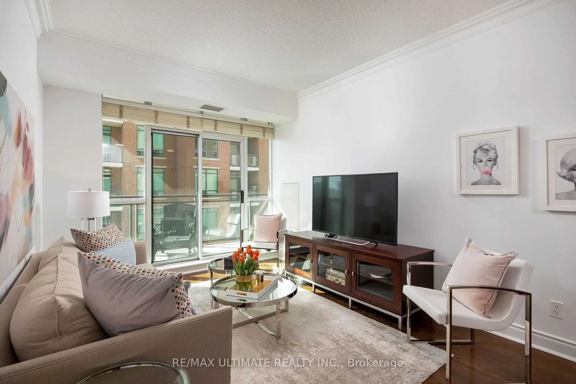 319 Merton Street, #1009