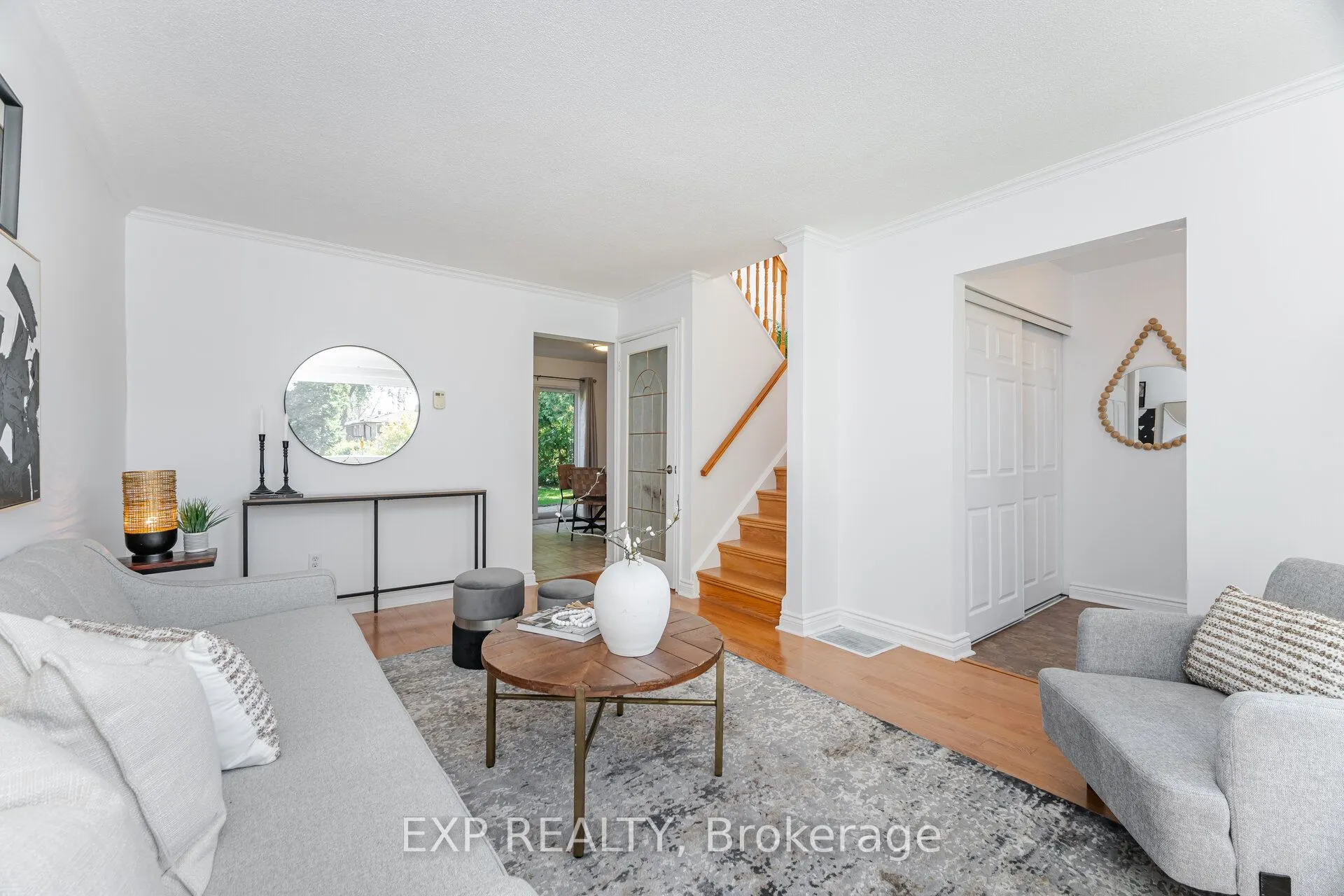 125 Hollyberry Trail