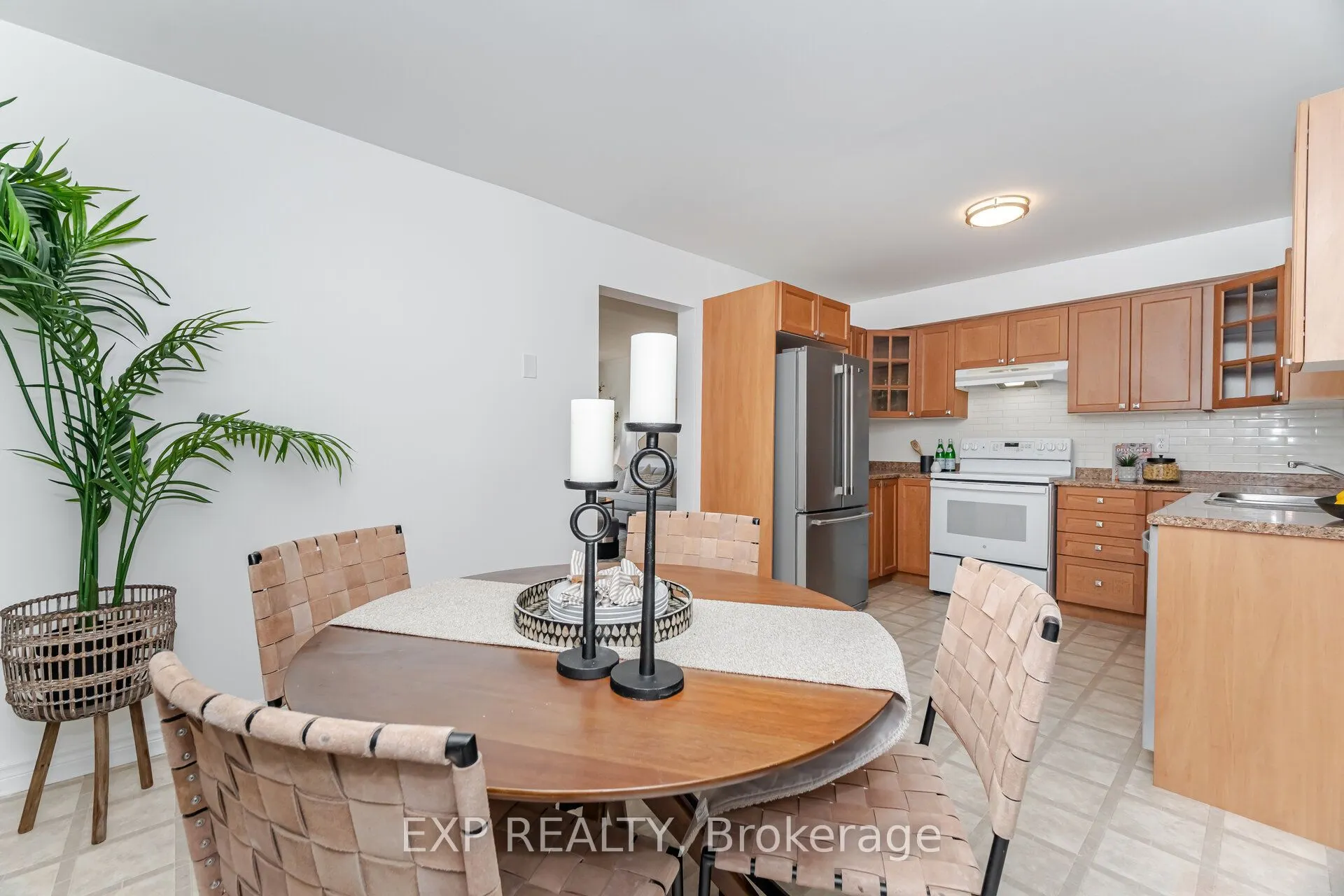 125 Hollyberry Trail