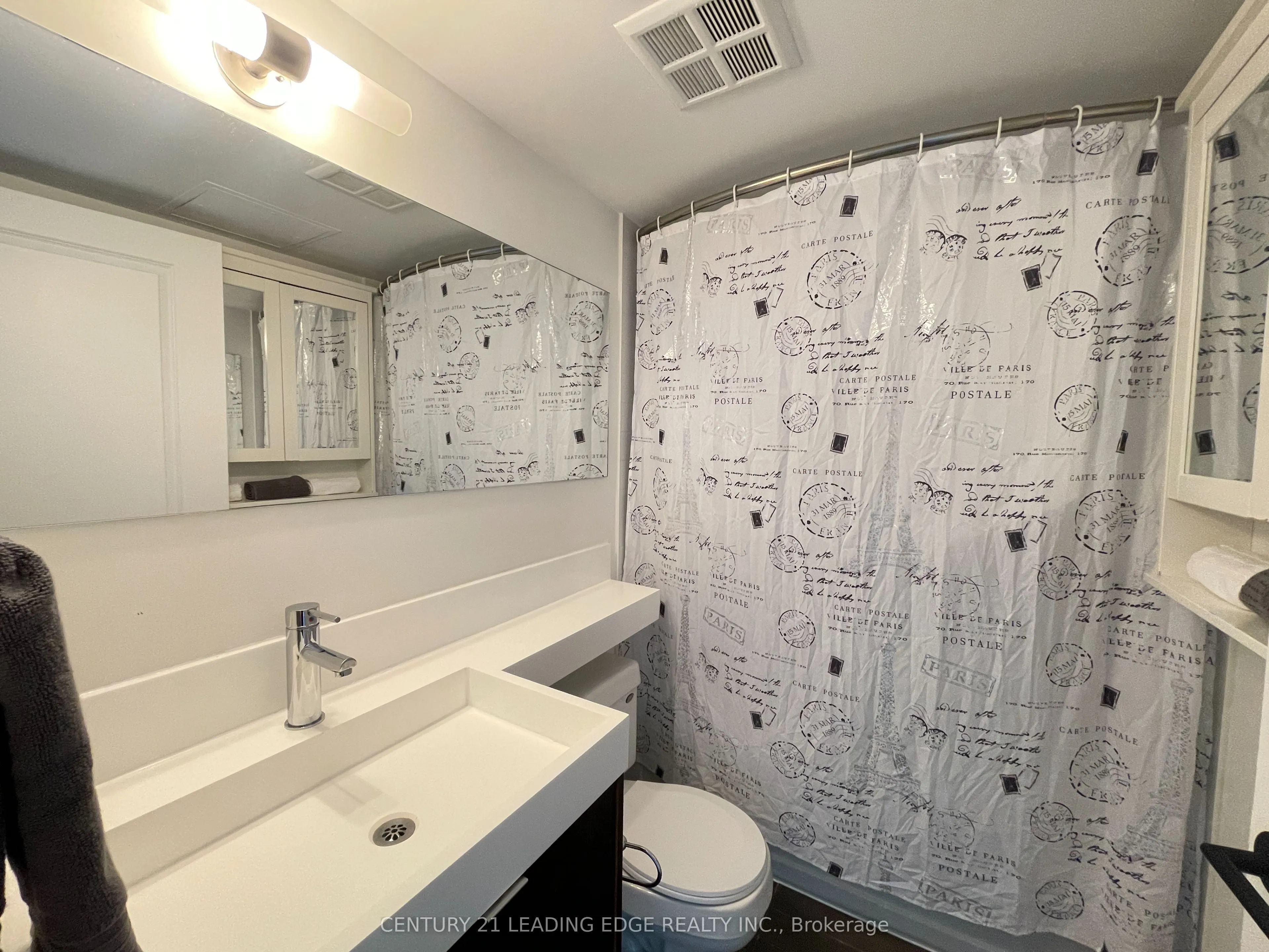 25 Telegram Mews, #609