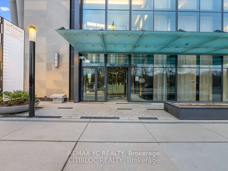585 Bloor Street E, #317
