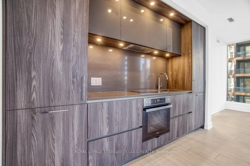 35 Mercer Street, #2312
