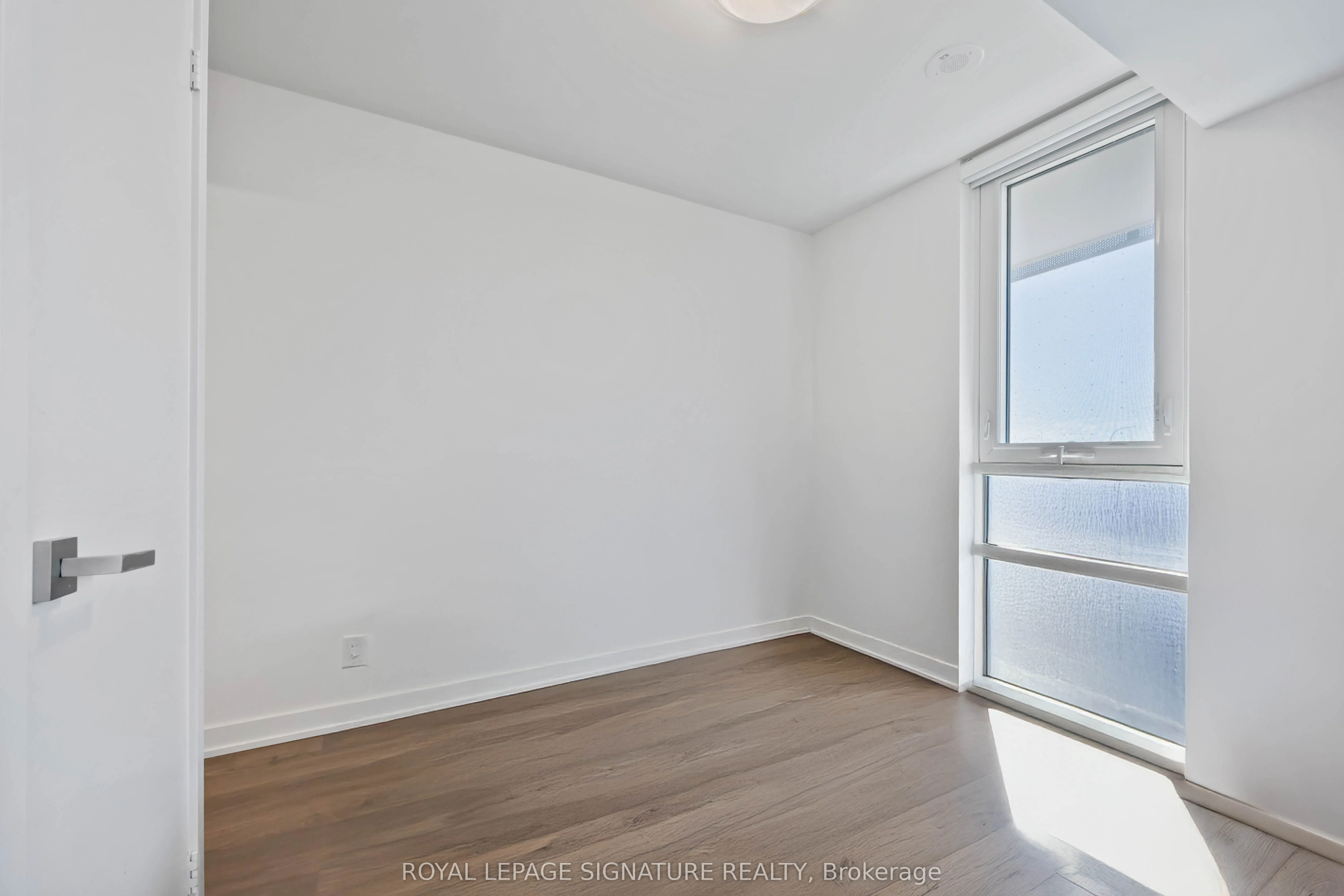 30 Tretti Way, #216