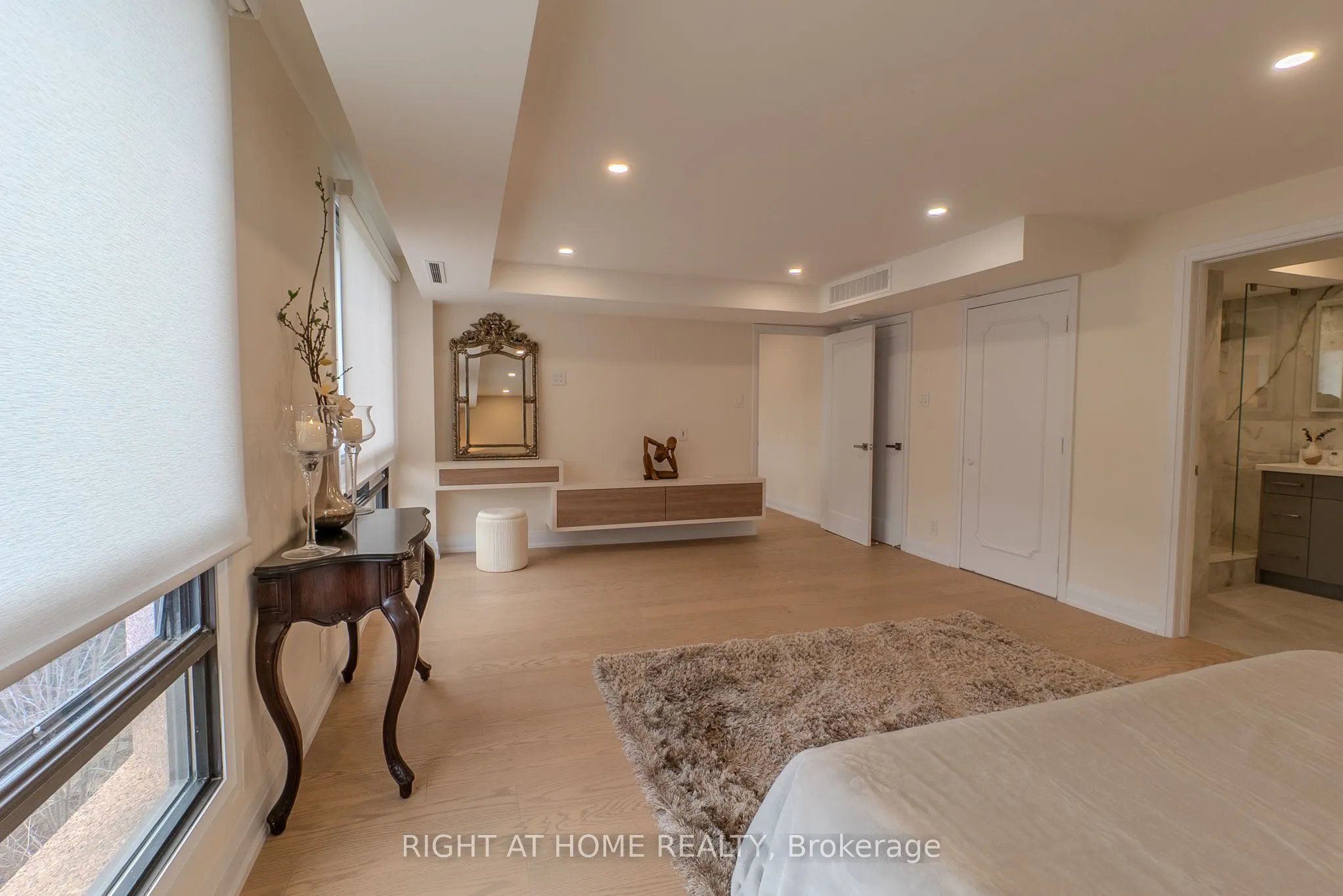 447 Walmer Road, #608