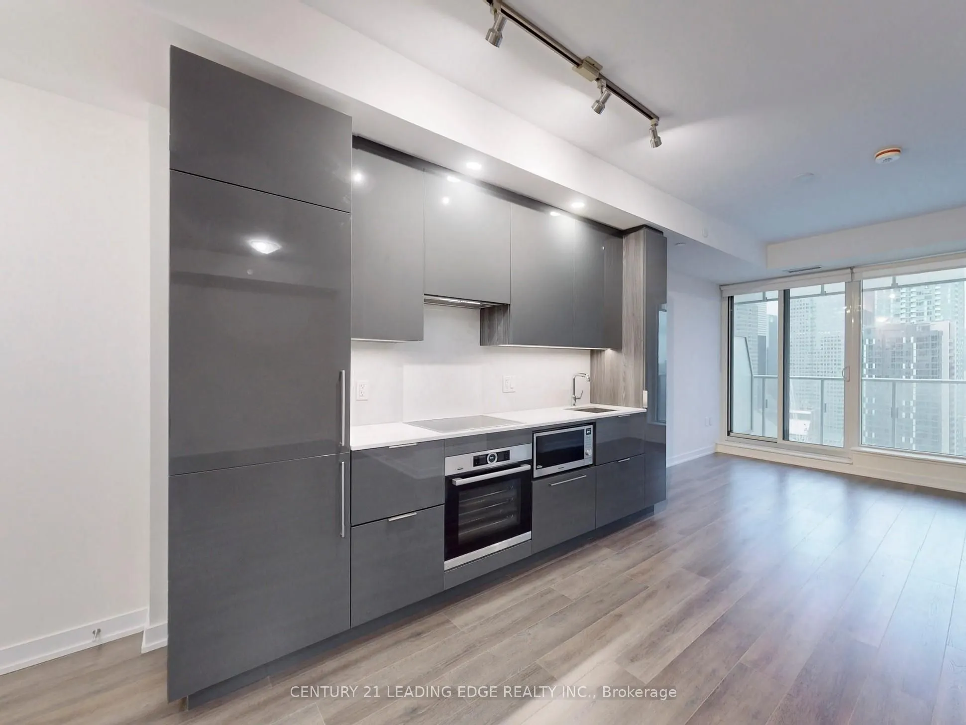 28 Freeland Street, #3105