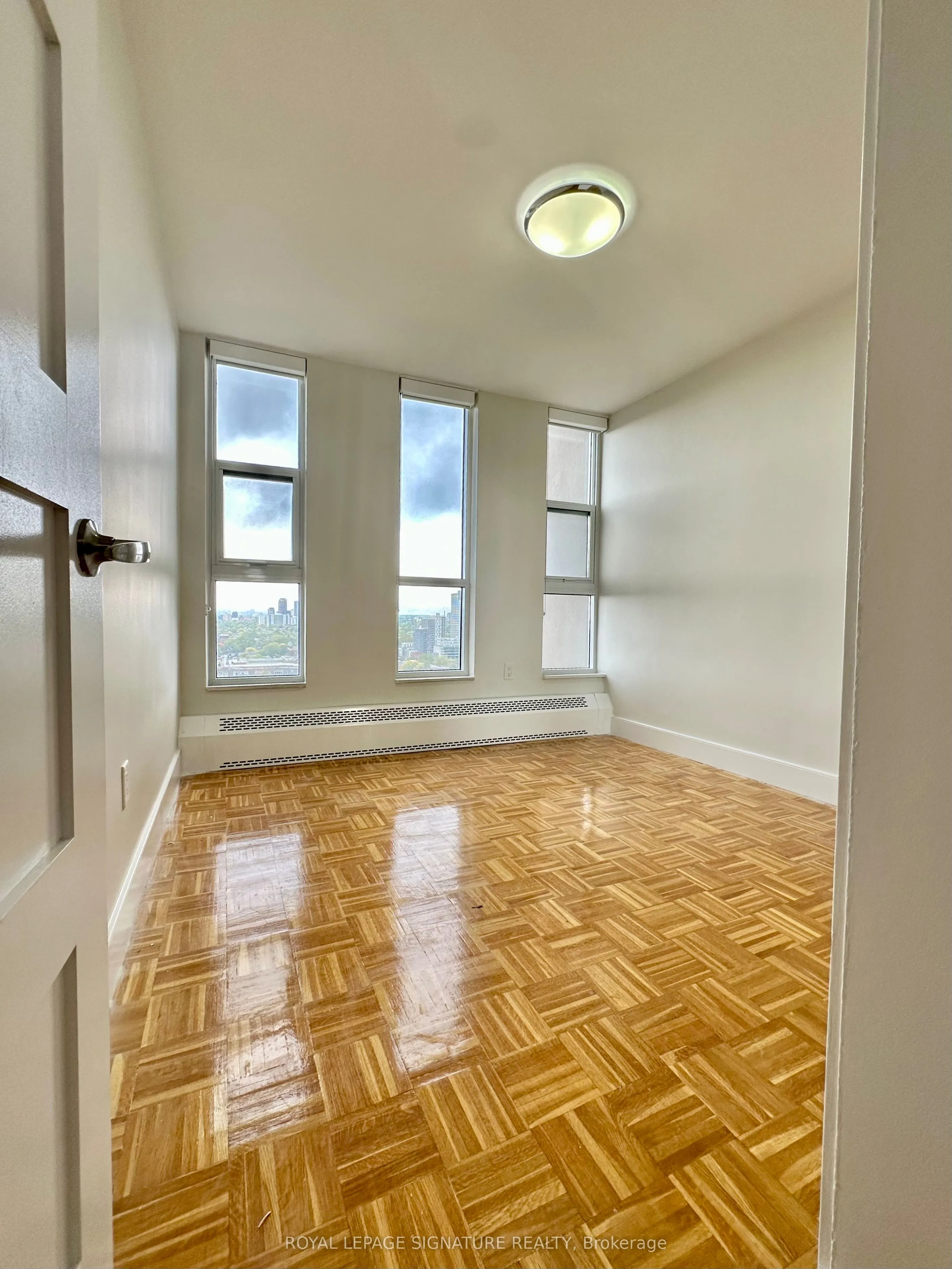 666 Spadina Avenue, #2311