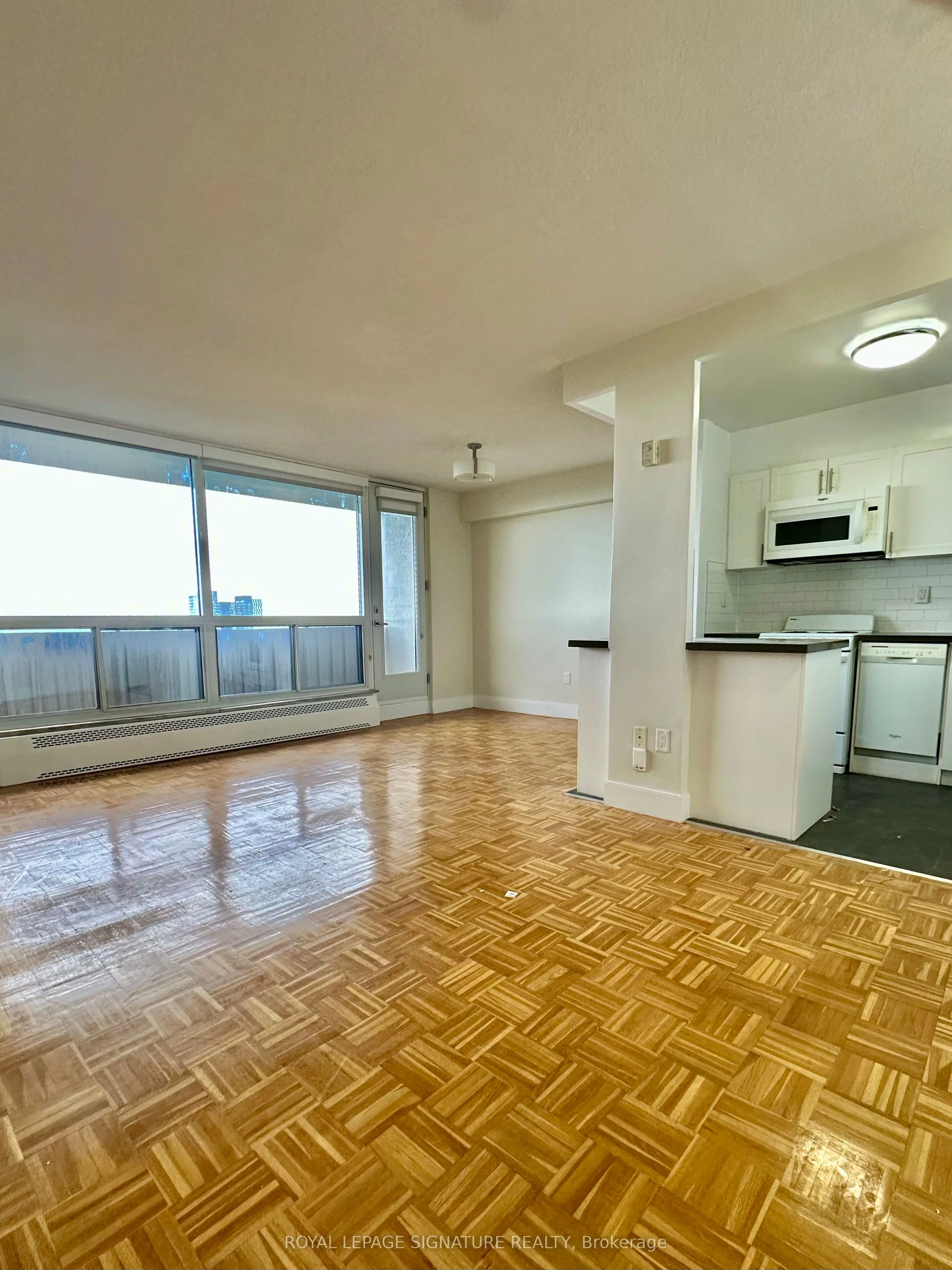 666 Spadina Avenue, #2311