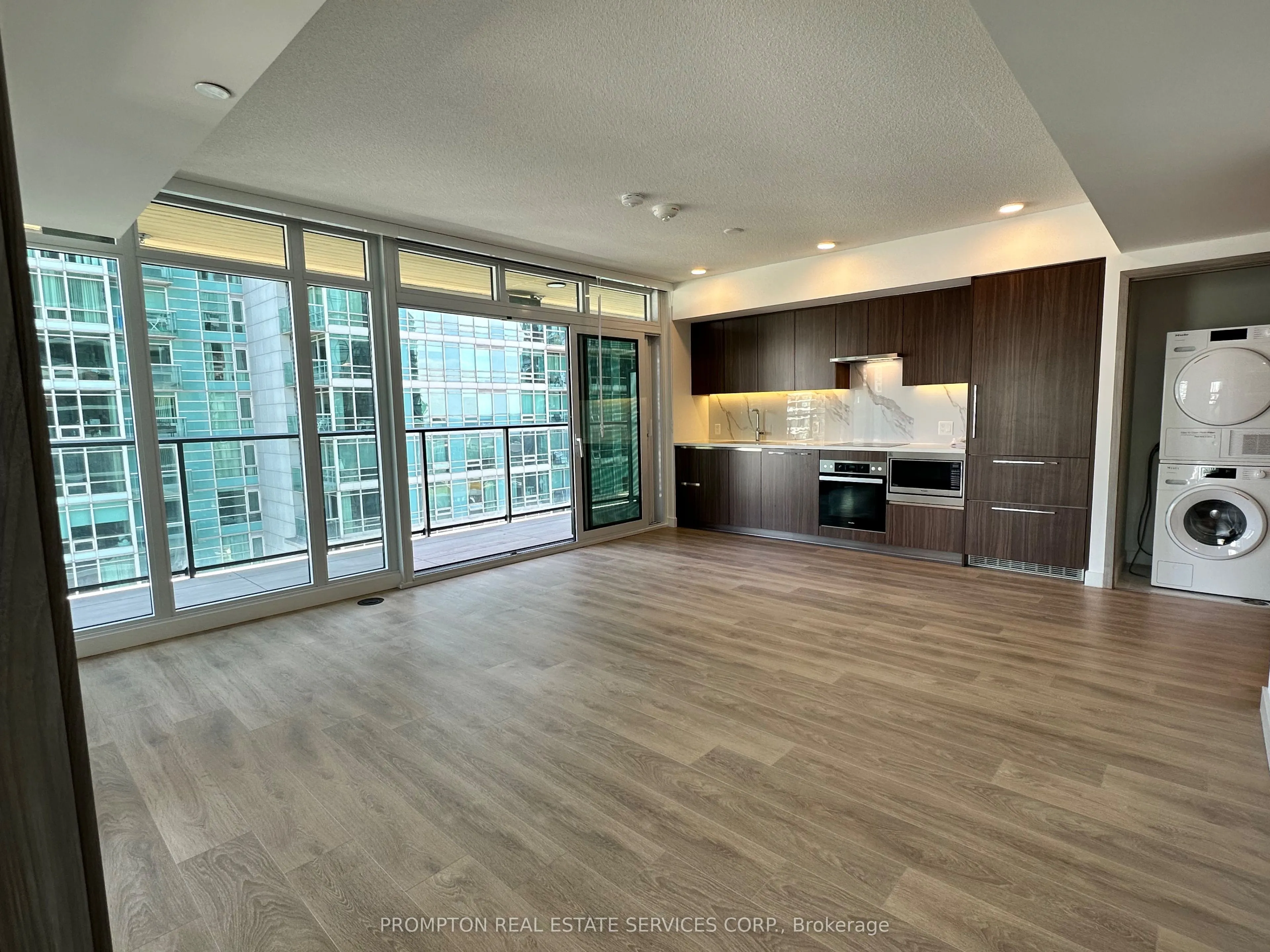 1 Concord Cityplace Way, #2003