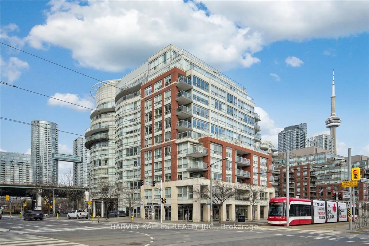 550 Queens Quay W, #809