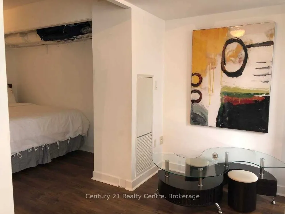 616-15 Brunel Crt Crescent, #6
