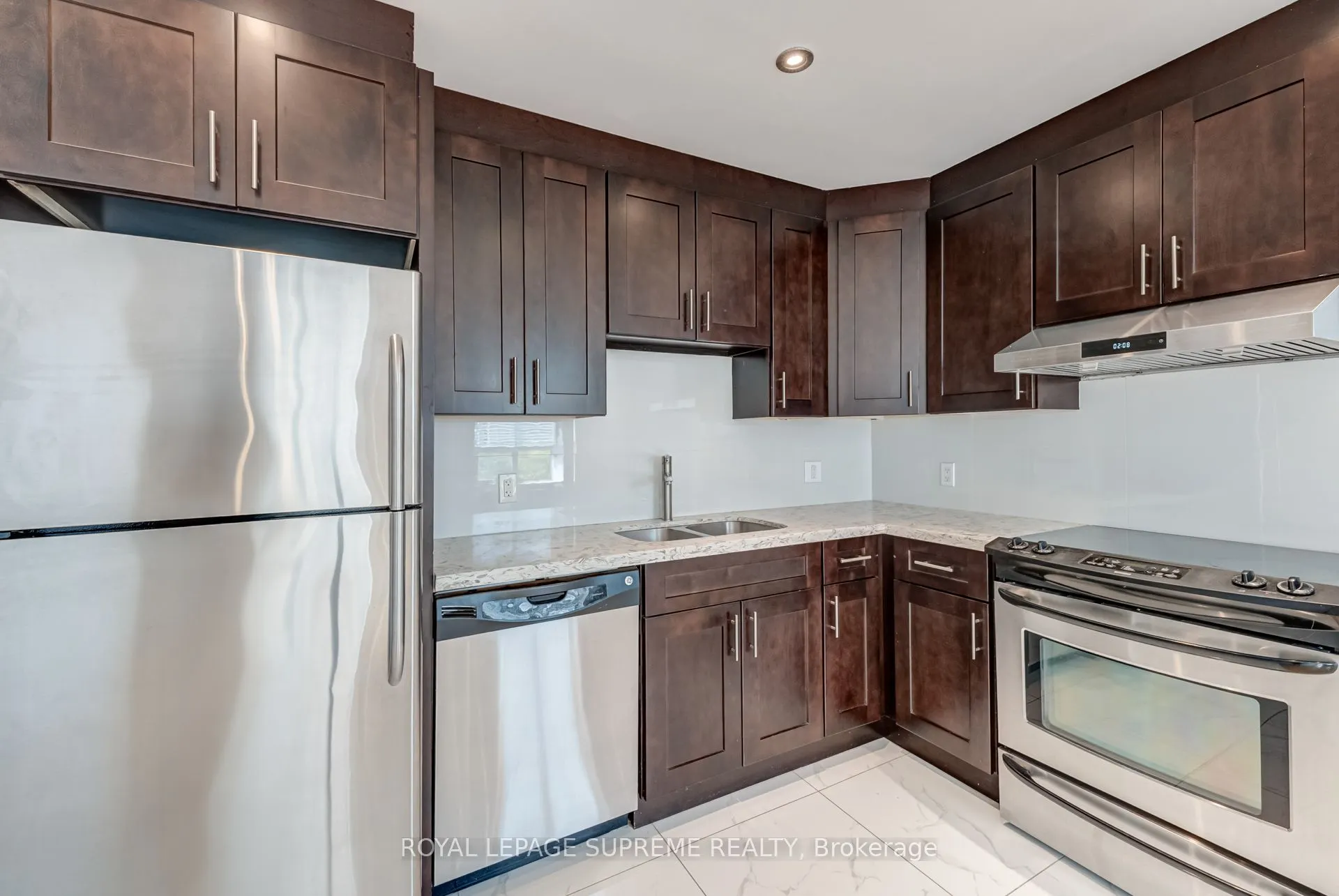 80 Charles Street E, #607