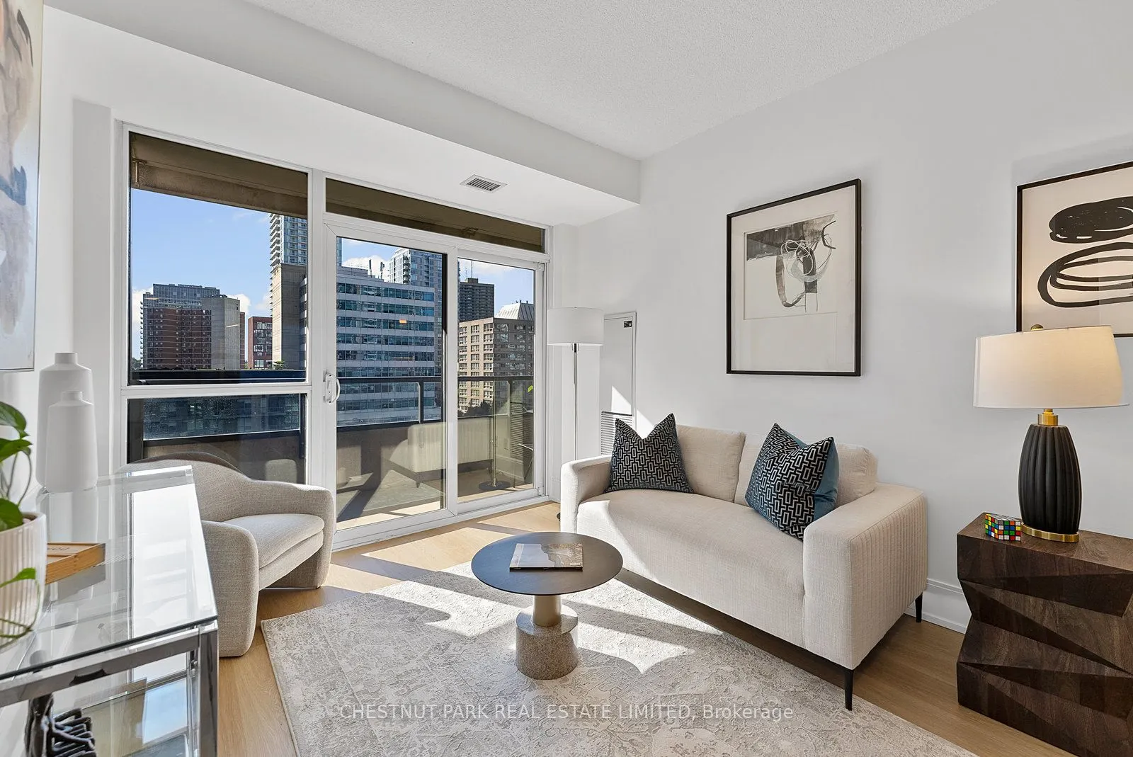 70 Roehampton Avenue, #719