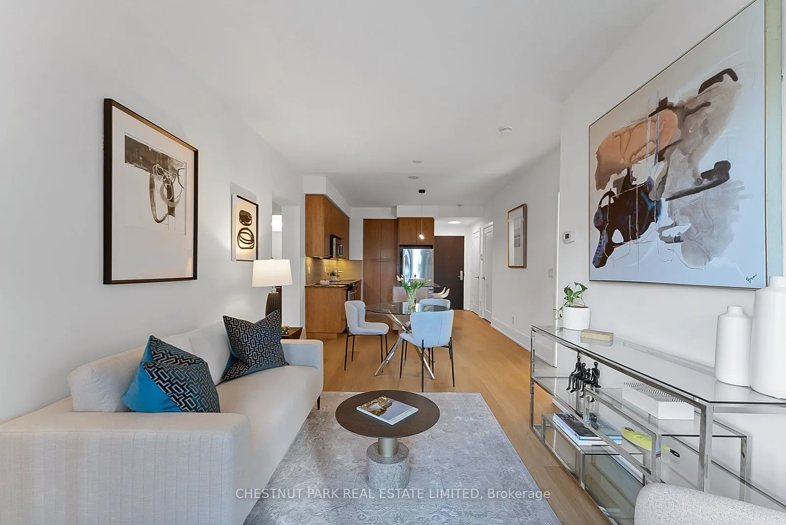 70 Roehampton Avenue, #719