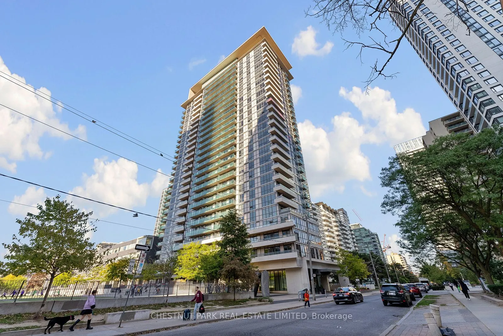 70 Roehampton Avenue, #719