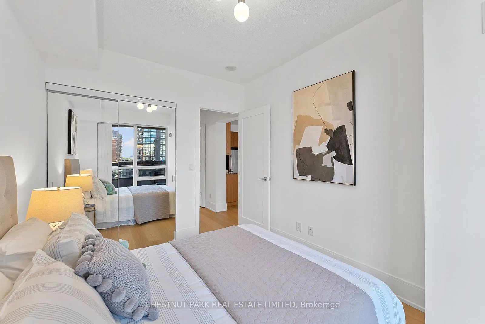 70 Roehampton Avenue, #719