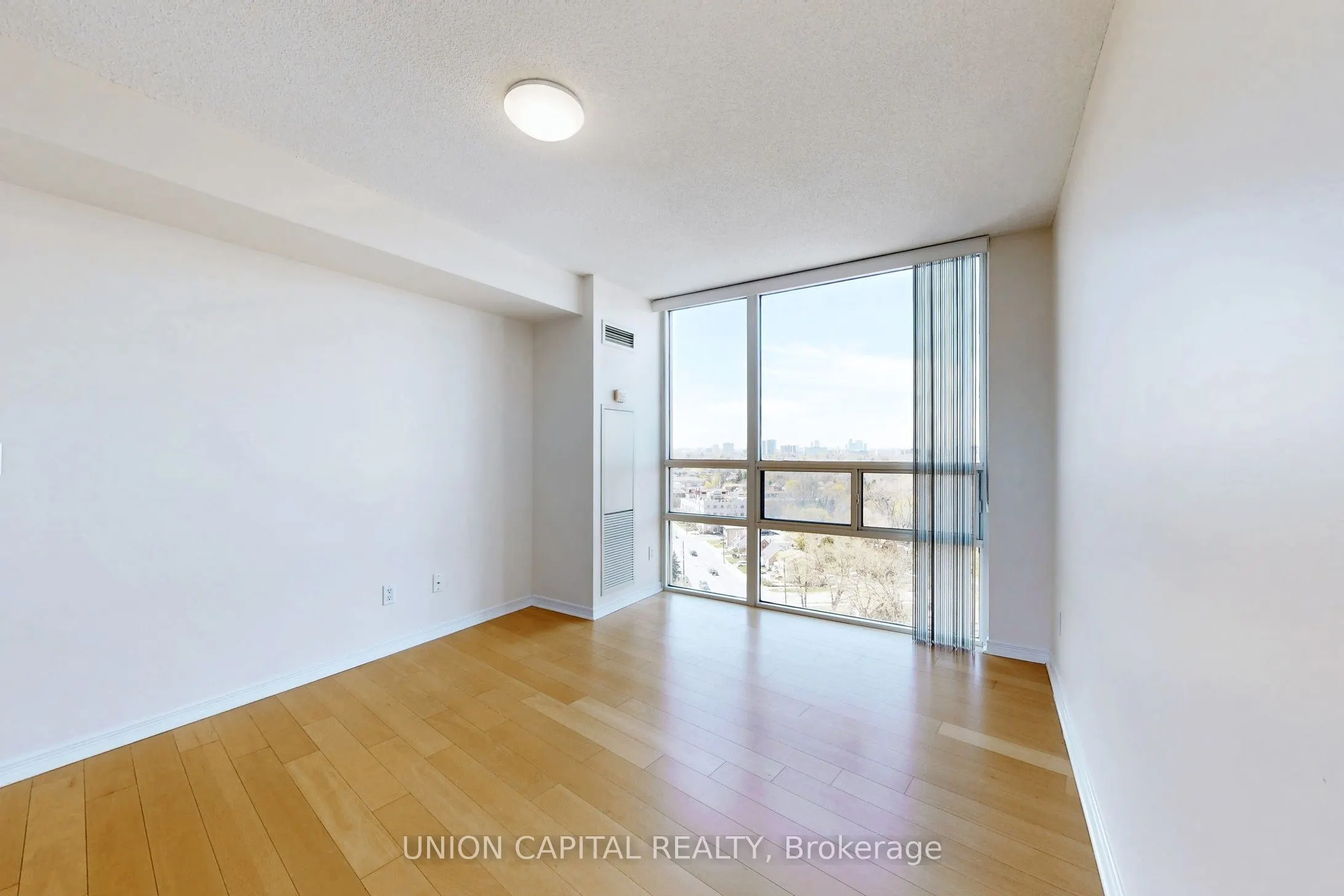 509 Beecroft Road, #1609
