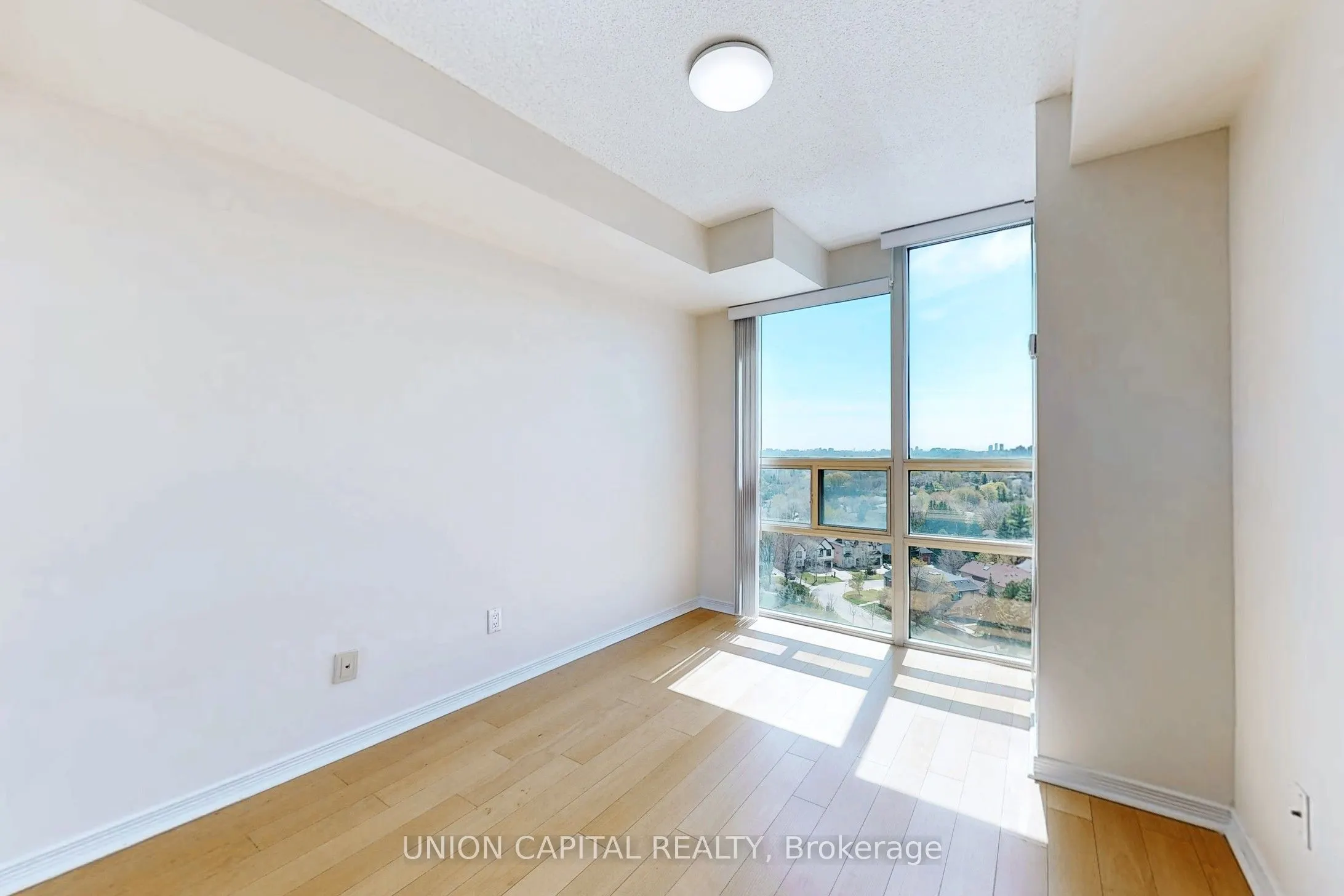509 Beecroft Road, #1609