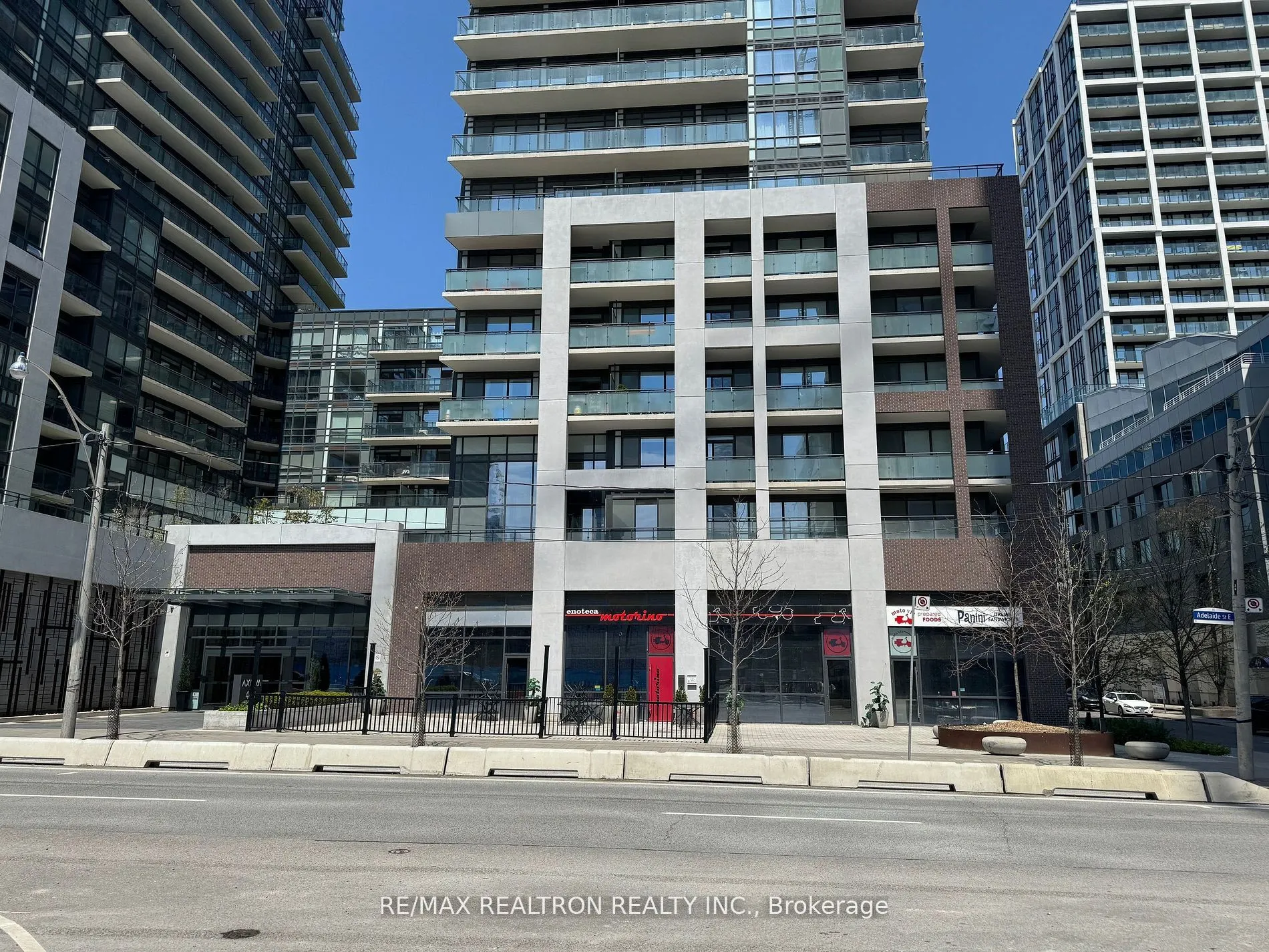 460 Adelaide Street E, #1919