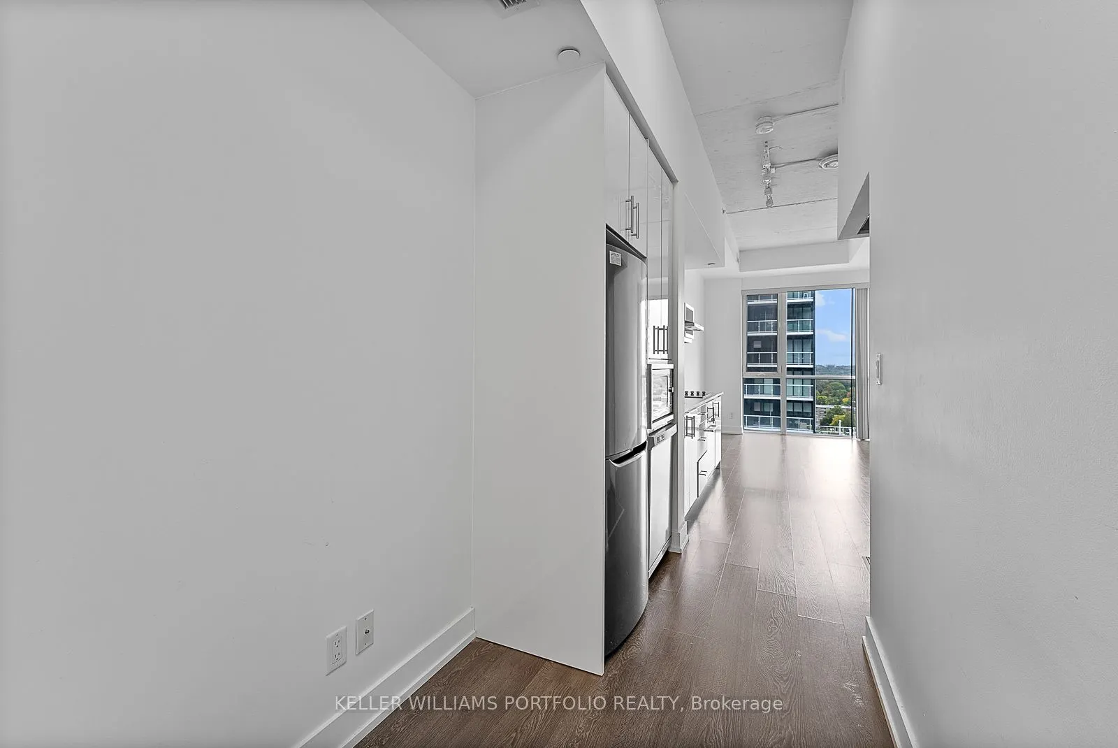 75 The Donway W, #1104