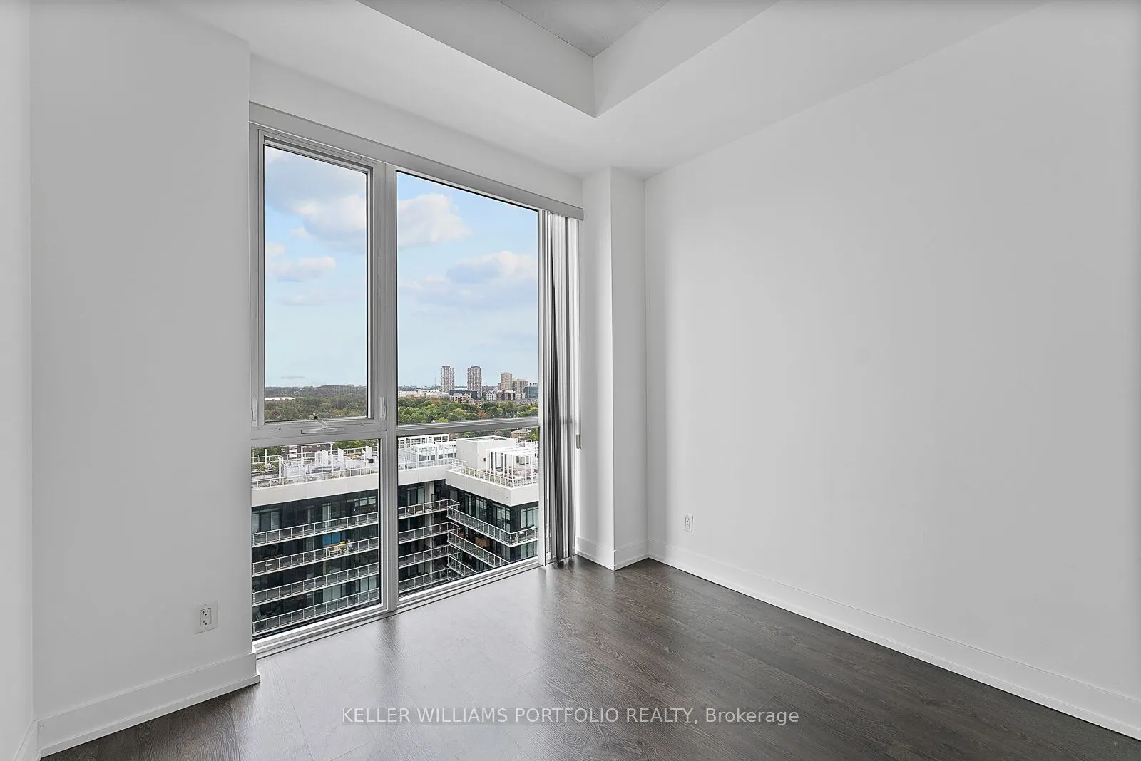 75 The Donway W, #1104