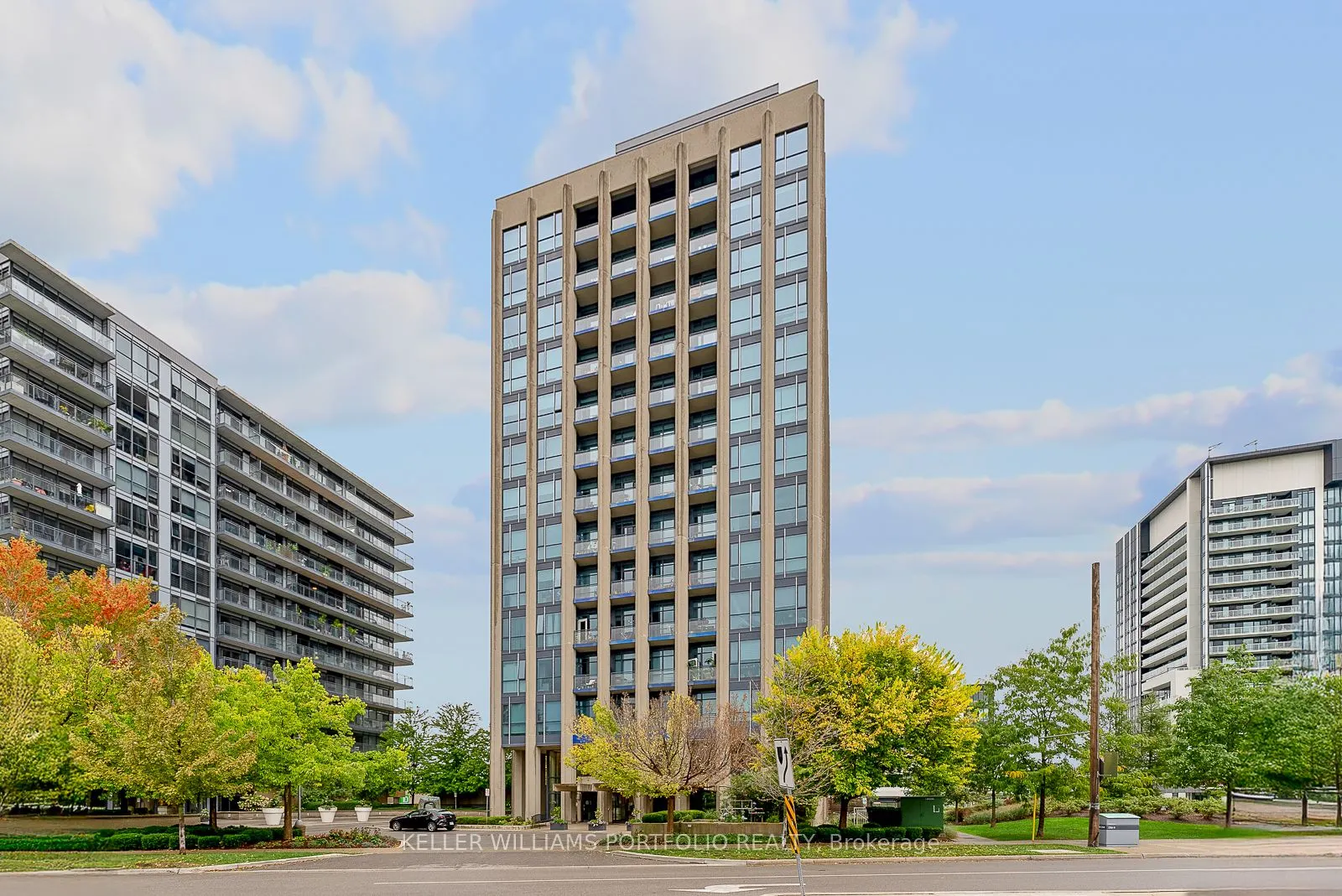 75 The Donway W, #1104