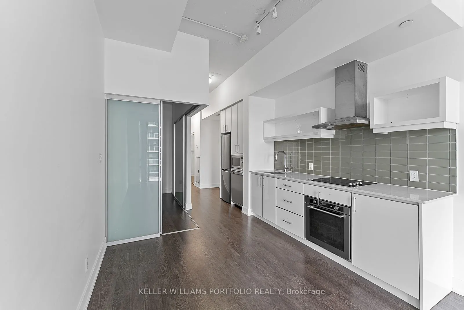 75 The Donway W, #1104