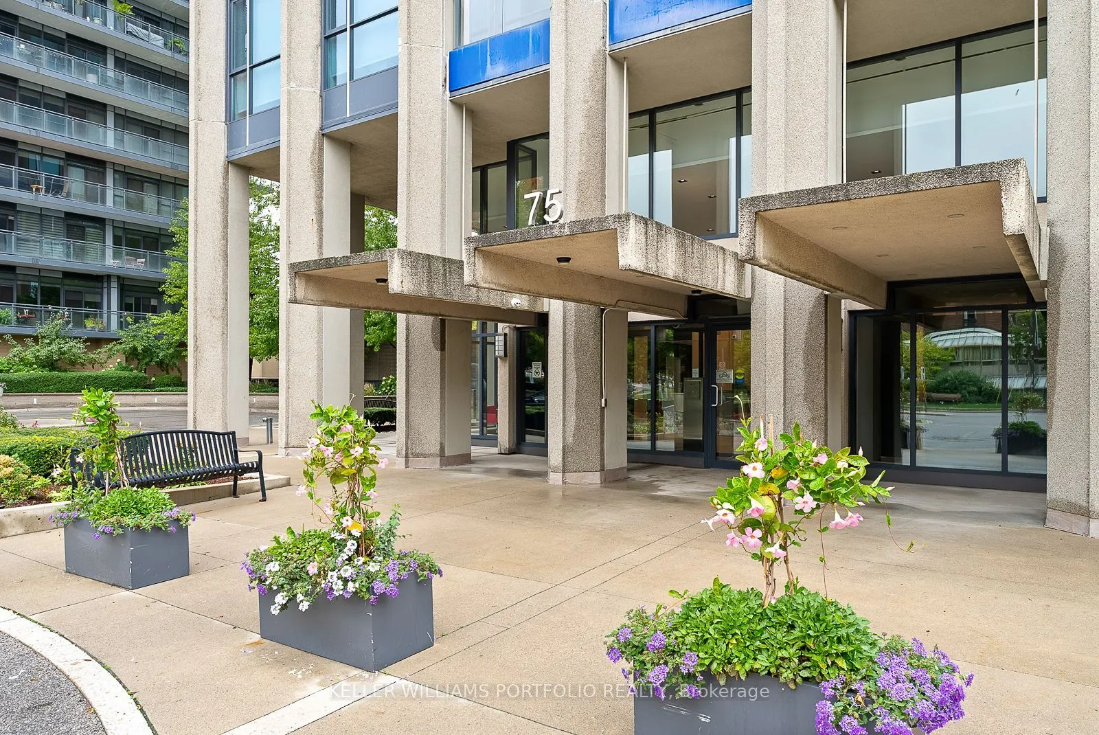75 The Donway W, #1104