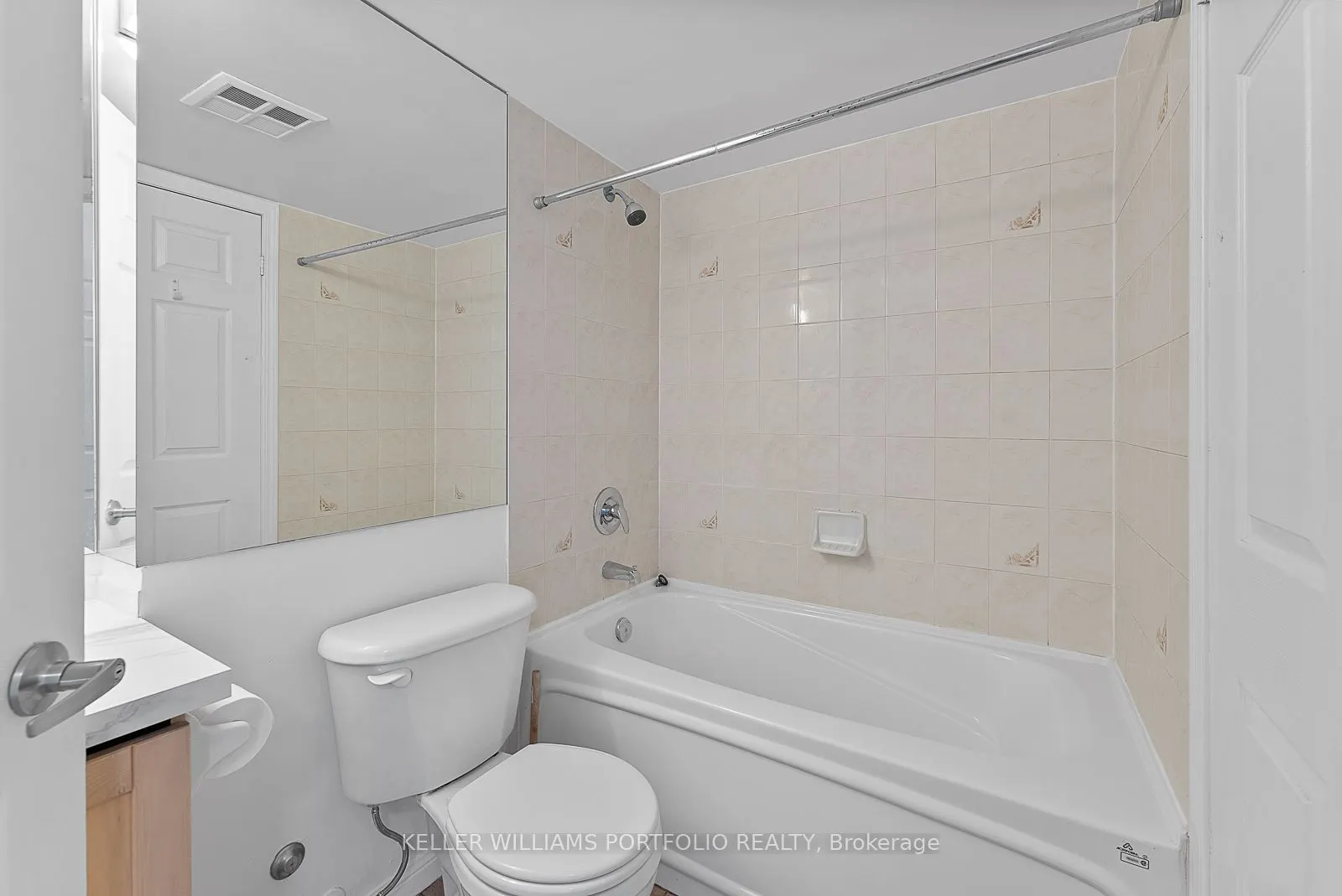 330 Adelaide Street E, #1009