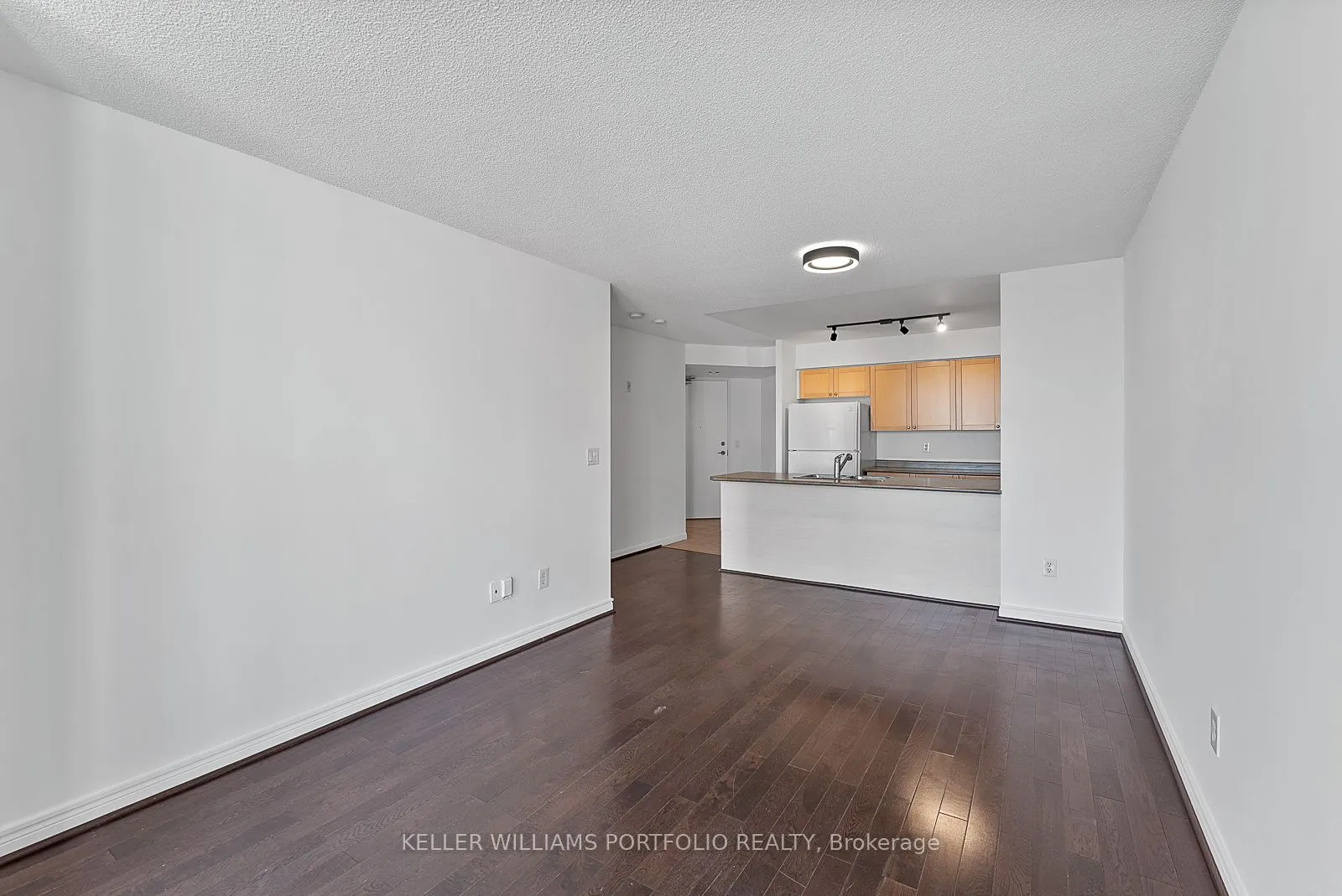 330 Adelaide Street E, #1009