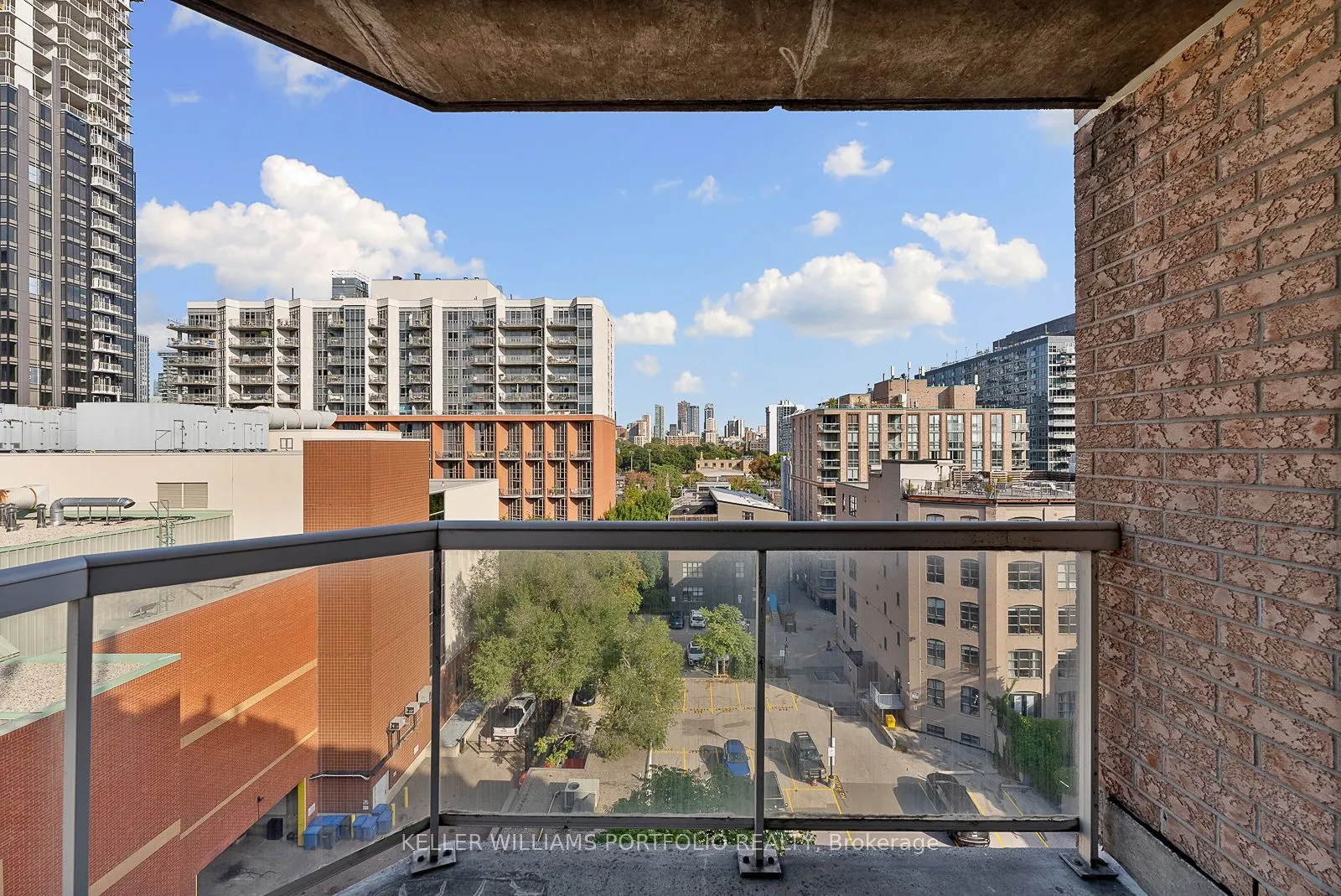 330 Adelaide Street E, #1009