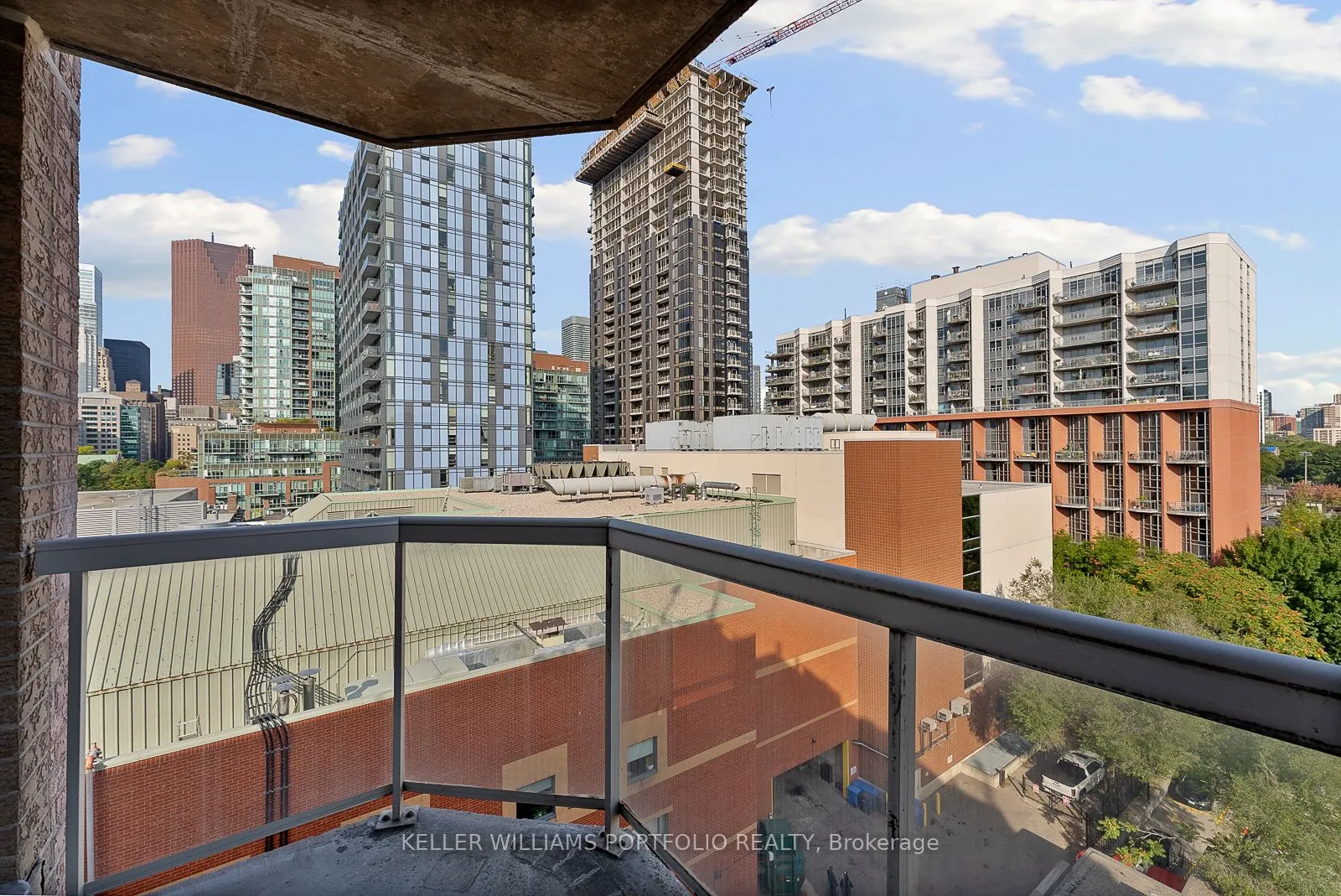 330 Adelaide Street E, #1009