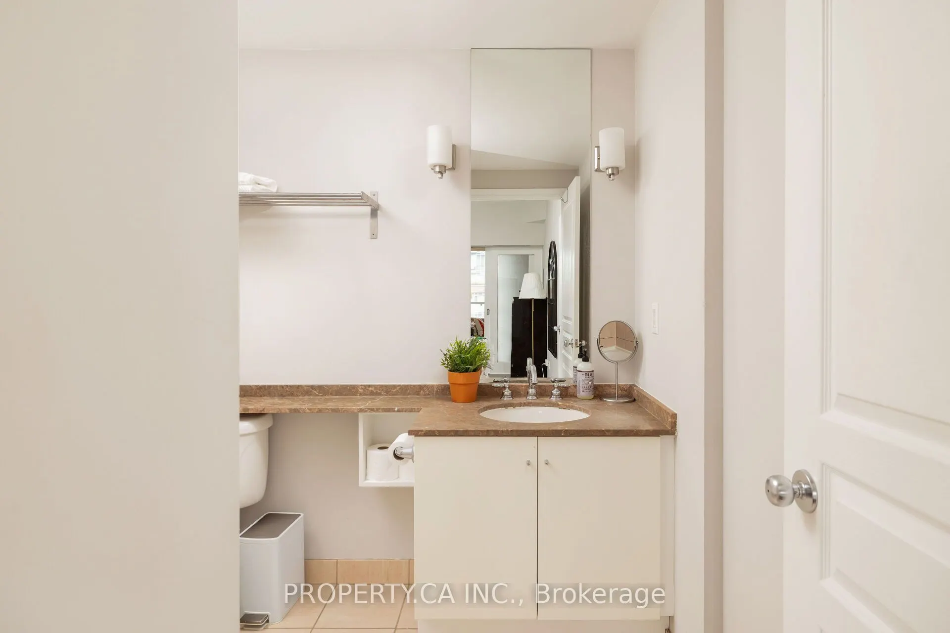 168 King Street E, #614