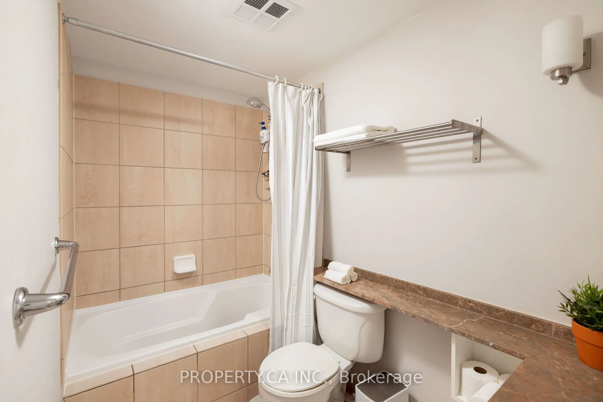 168 King Street E, #614