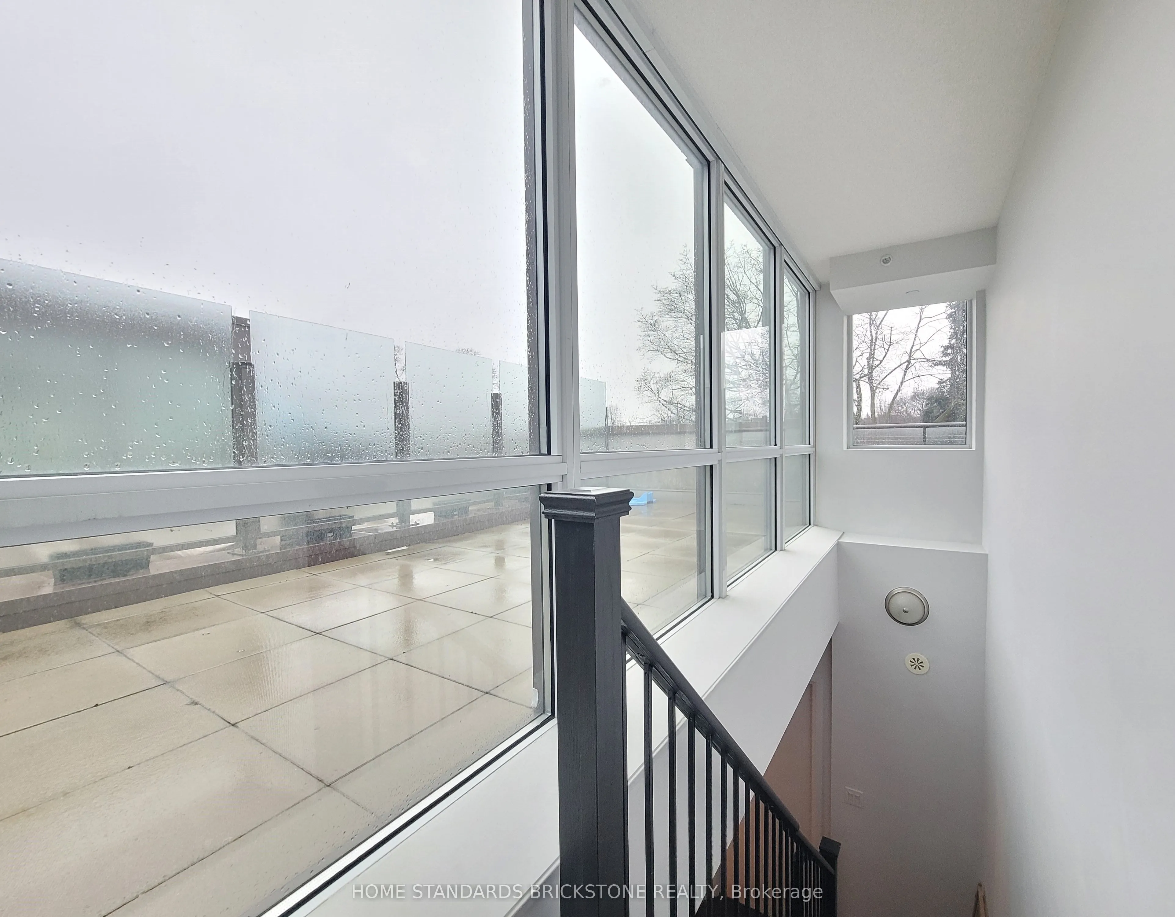 223 Duplex Avenue, #TH121